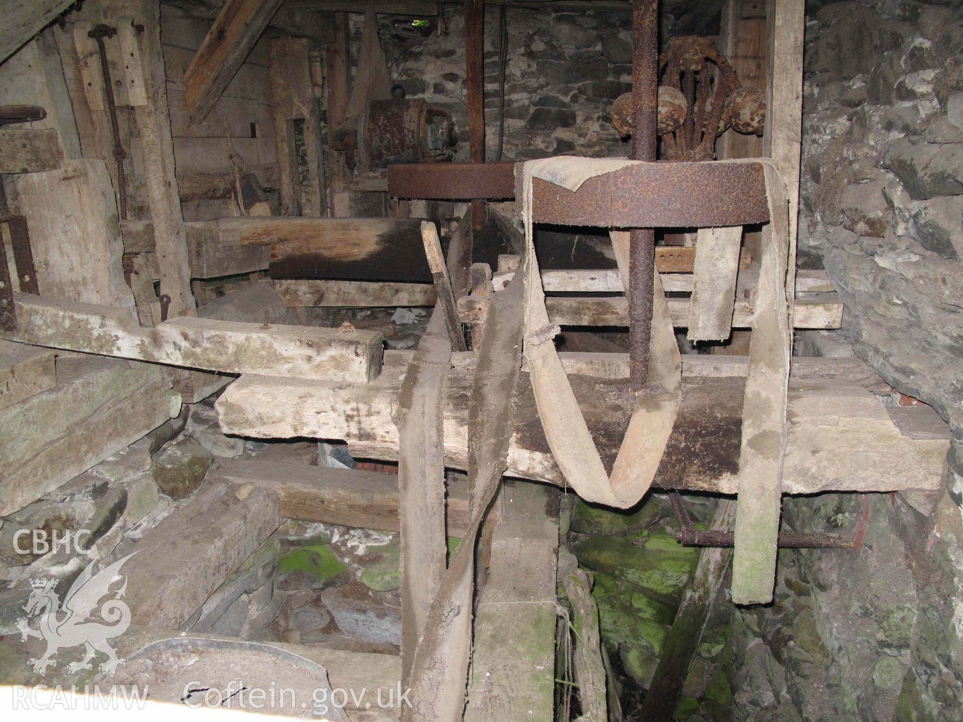 Melin-y-grug Corn Mill: interior