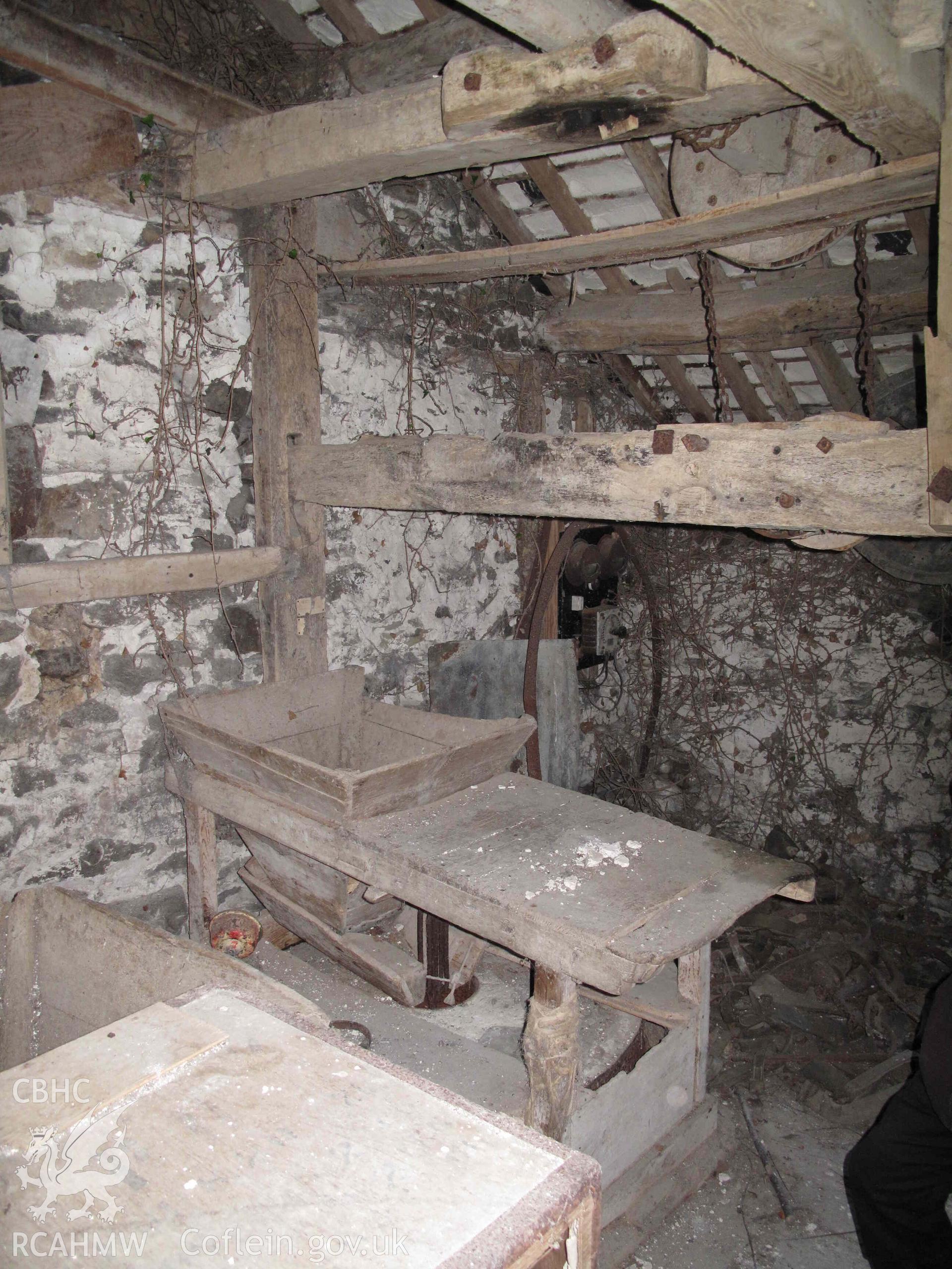 Melin-y-grug Corn Mill: interior