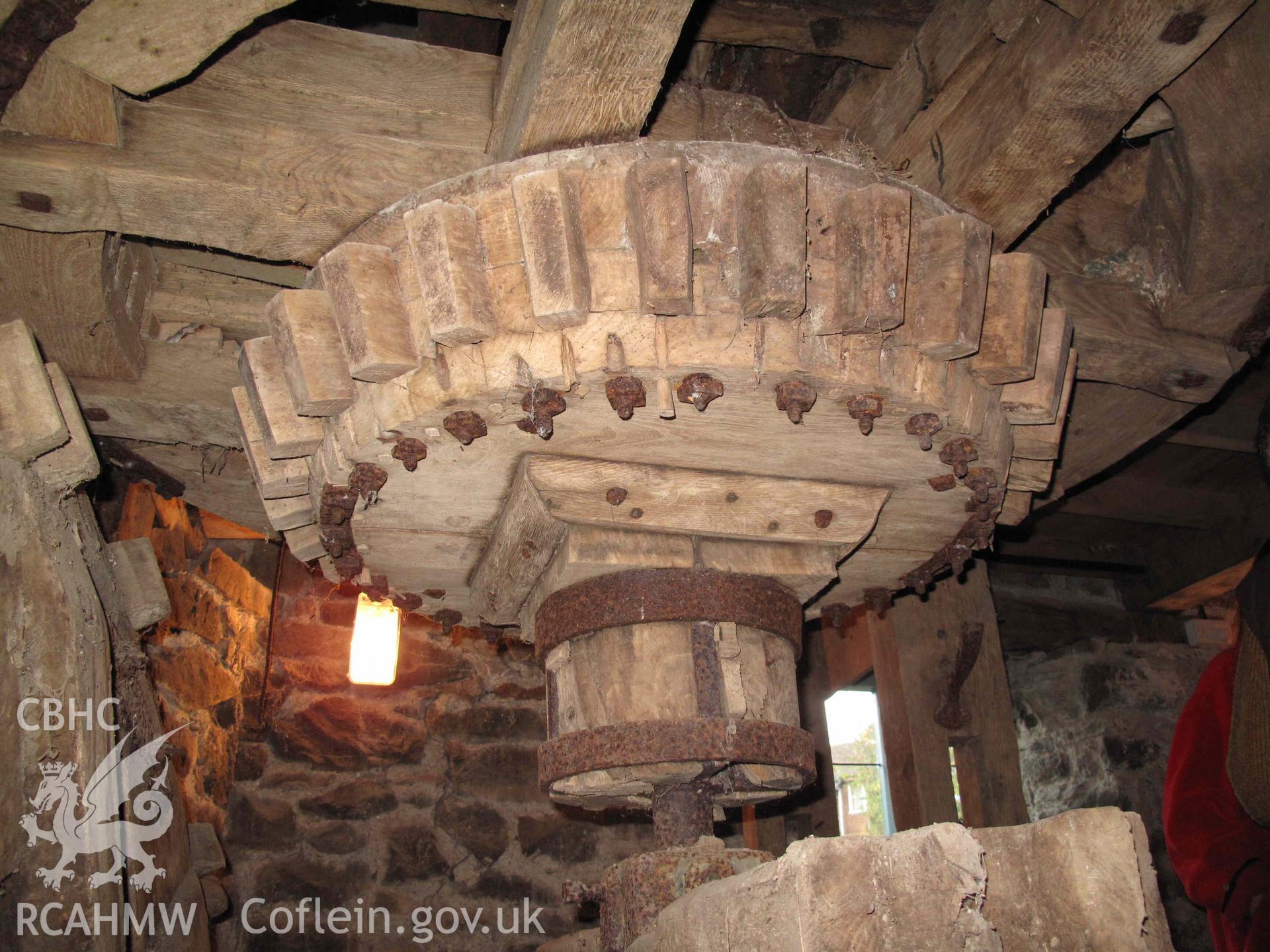 Coedtrewernau Corn Mill: wheels and cogs