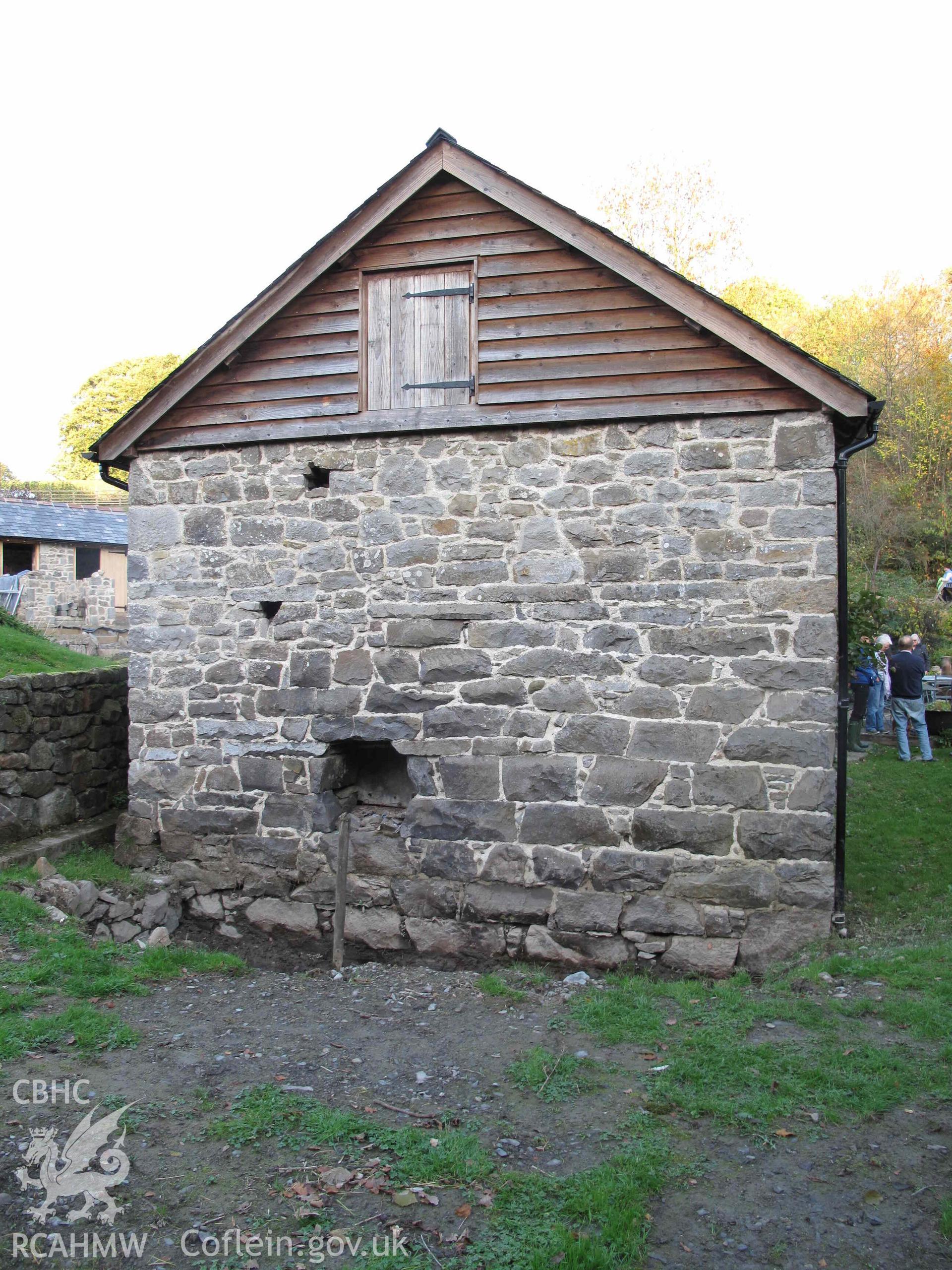 Coedtrewernau Corn Mill: exterior, gable end