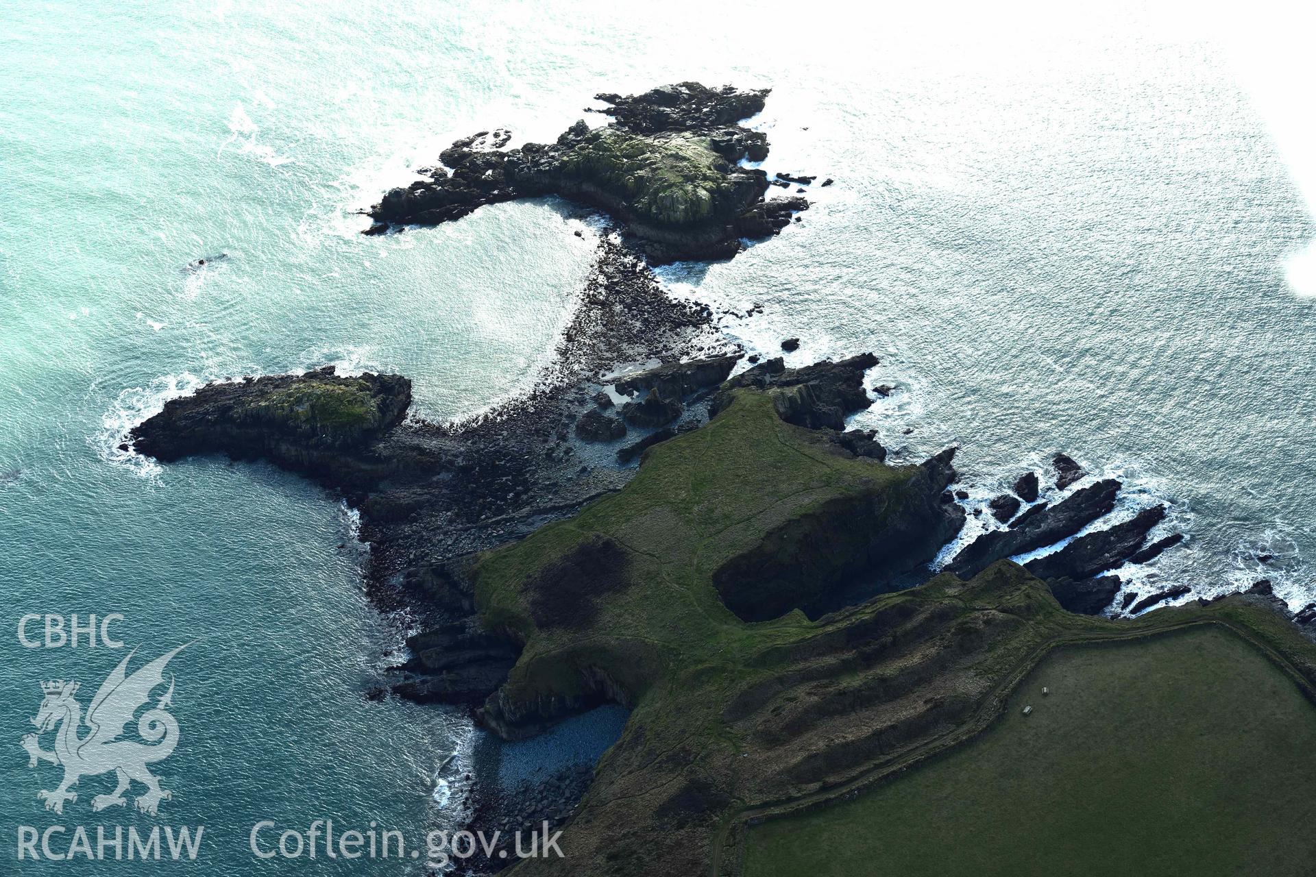 RCAHMW colour oblique aerial photograph of Caerfai coastal promontory fort taken on 4 March 2022 by Toby Driver ((SM762239)