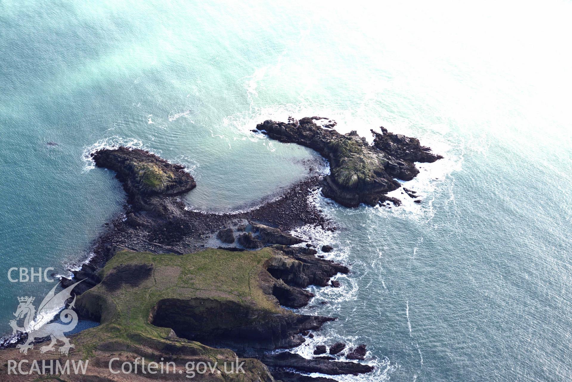 RCAHMW colour oblique aerial photograph of Caerfai coastal promontory fort taken on 4 March 2022 by Toby Driver ((SM762239)