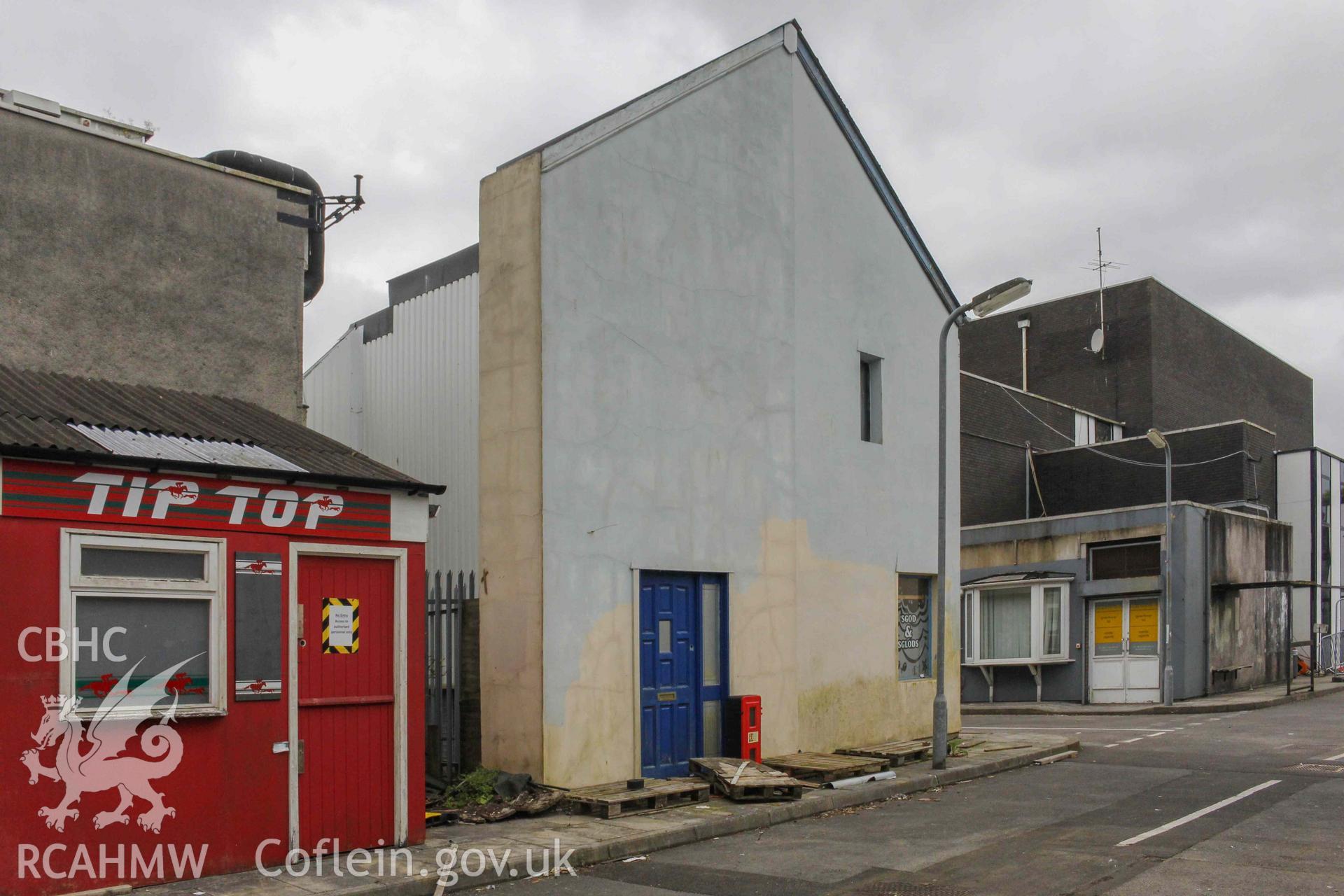 Pobl Y Cwm Set - Exterior, View of Tip Top and the side of Y Sosban Chips, taken from North-East