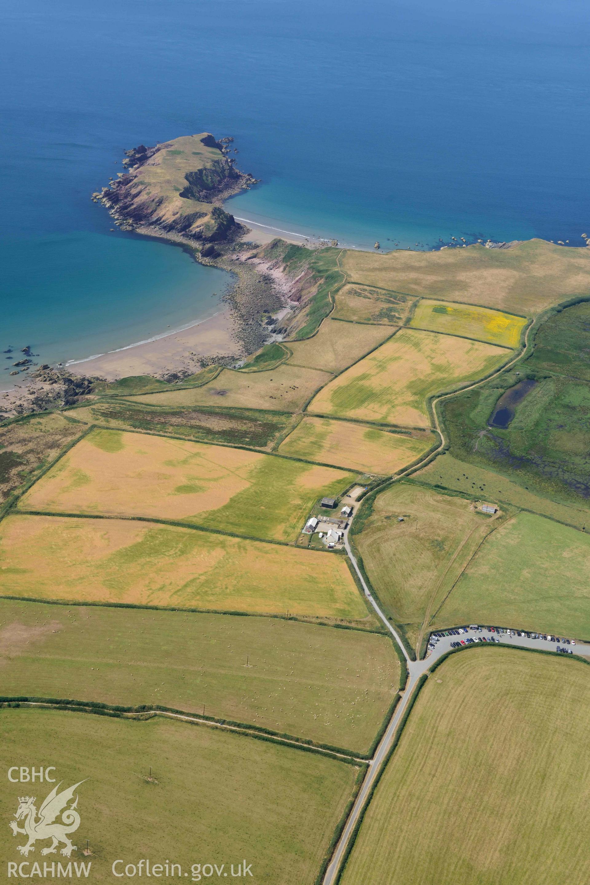 Aerial photography of Gateholm Island and Runwayskiln Prehistoric Settlement Cropmarks Aerial reconnaissance survey for the CHERISH Project. Crown Copyright: CHERISH PROJECT 2018. Produced with EU funds through the Ireland Wales Co-operation Programme 2014-2020. All material made freely available through the Open Government Licence.