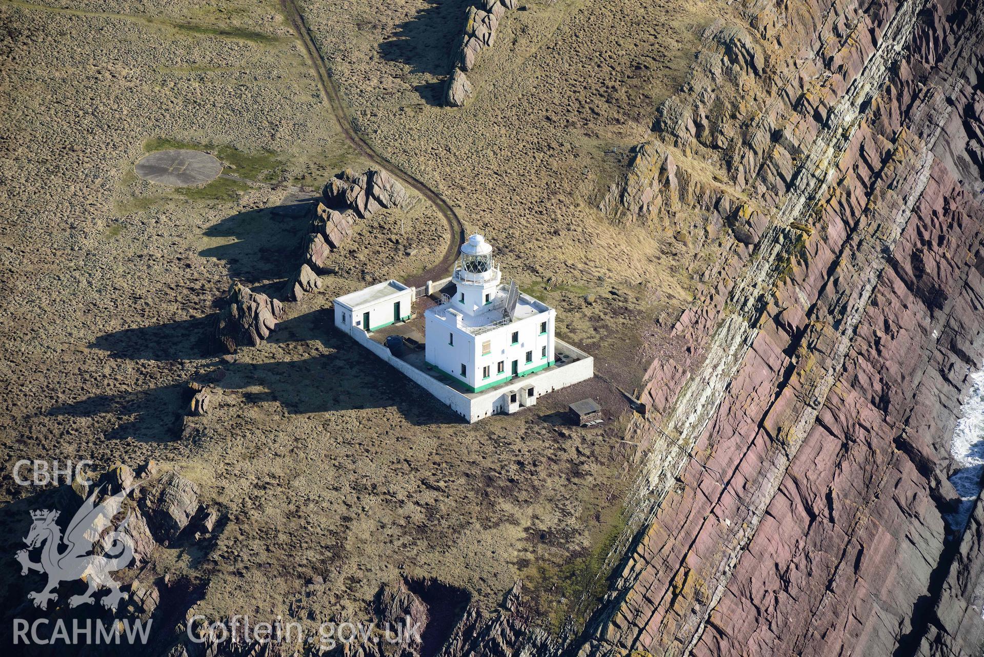 Aerial photo of Skokholm.  Aerial reconnaissance survey for the CHERISH Project. Crown Copyright: CHERISH PROJECT 2018. Produced with EU funds through the Ireland Wales Co-operation Programme 2014-2020. All material made freely available through the Open Government Licence.