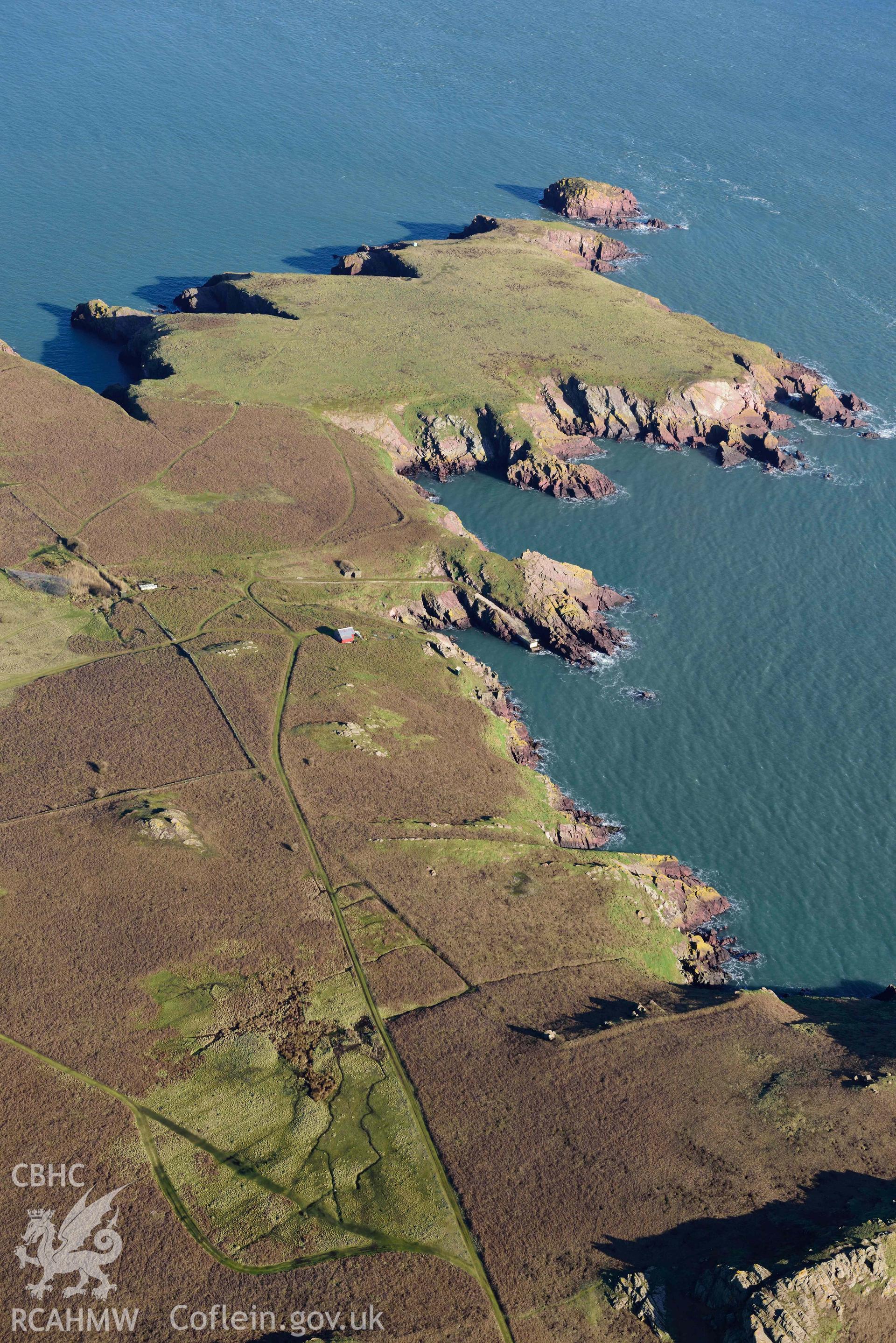 Aerial photo of Skokholm.  Aerial reconnaissance survey for the CHERISH Project. Crown Copyright: CHERISH PROJECT 2018. Produced with EU funds through the Ireland Wales Co-operation Programme 2014-2020. All material made freely available through the Open Government Licence.