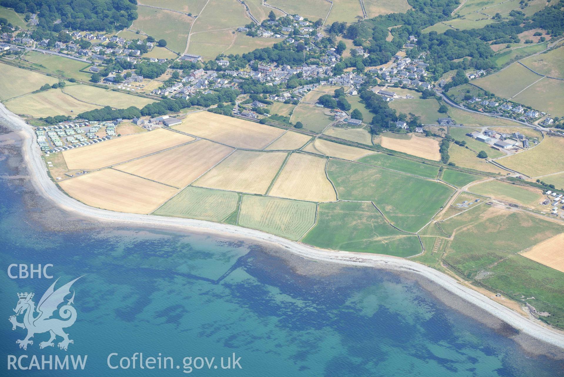 Aerial photograph: Llwyngwril fishtrap, and village. Crown: CHERISH PROJECT 2018. Produced with EU funds through the Ireland Wales Co-operation Programme 2014-2020 (NGR SH583097)