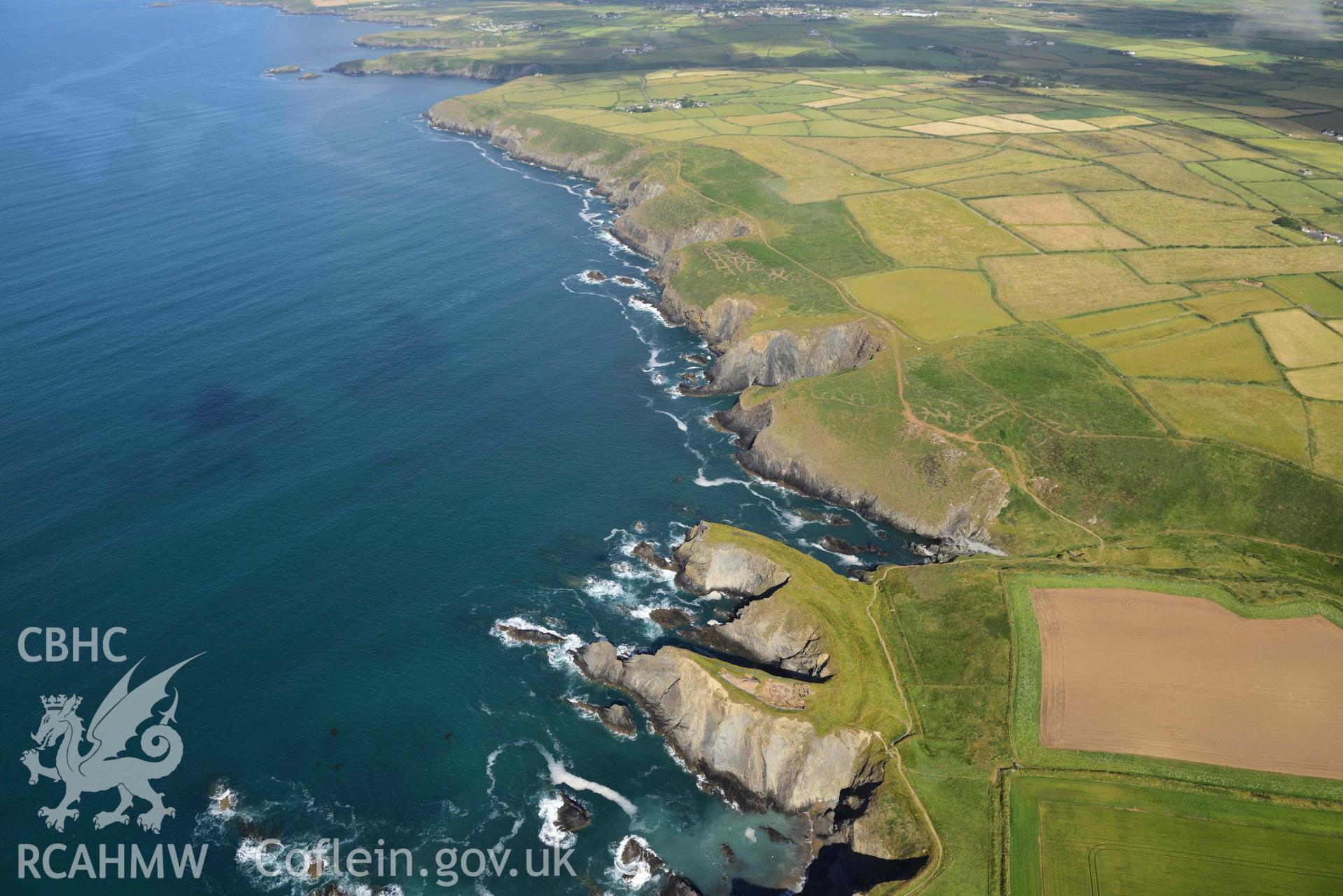 Porth y Rhaw coastal promontory fort. Excavations in progress by the Dyfed Archaeological Trust, June 2022. © Crown: CHERISH PROJECT 2017. Produced with EU funds through the Ireland Wales Co-operation Programme 2014-2023.