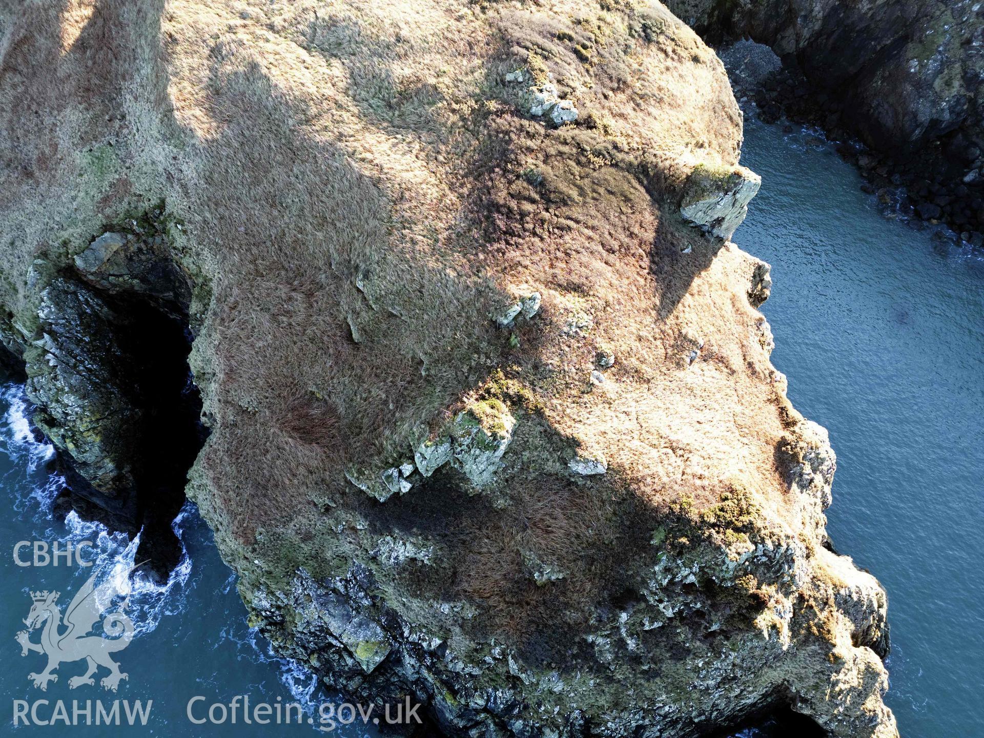 Howney Stone Rath; Mini 3 drone photograph from north showing house platforms