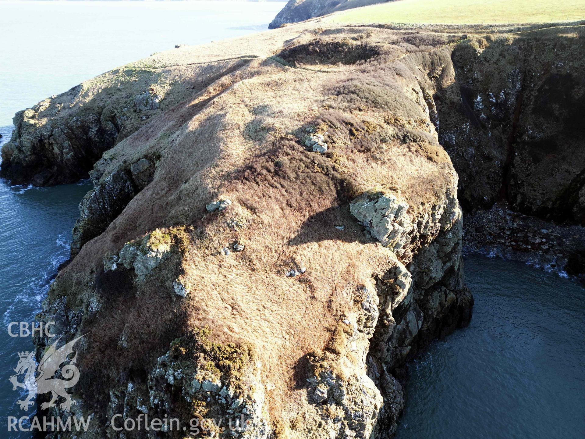 Howney Stone Rath; Mini 3 drone photograph from north-west showing lower outcrops in interior