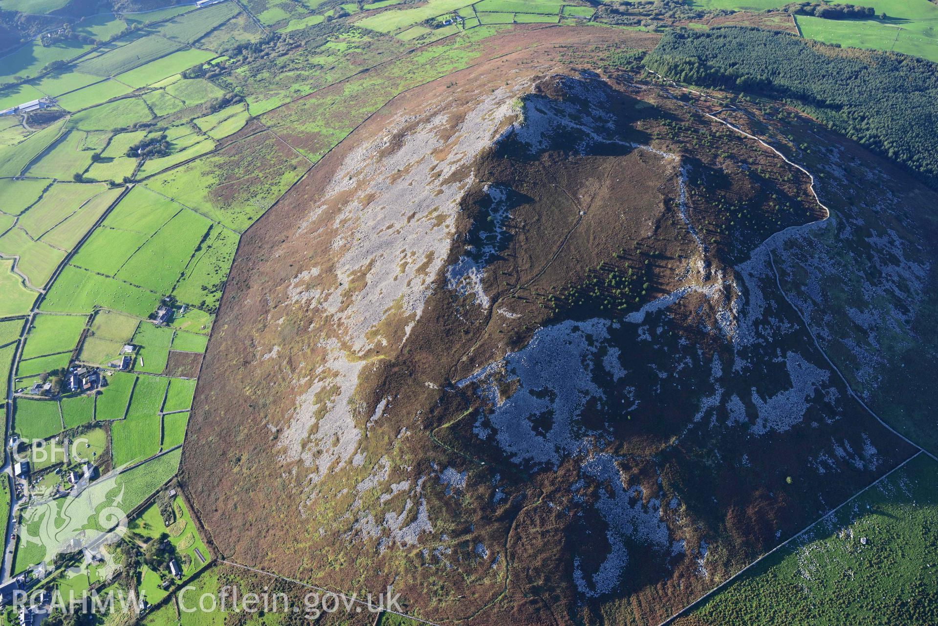 Carn Fadryn hillfort, in evening sunlight