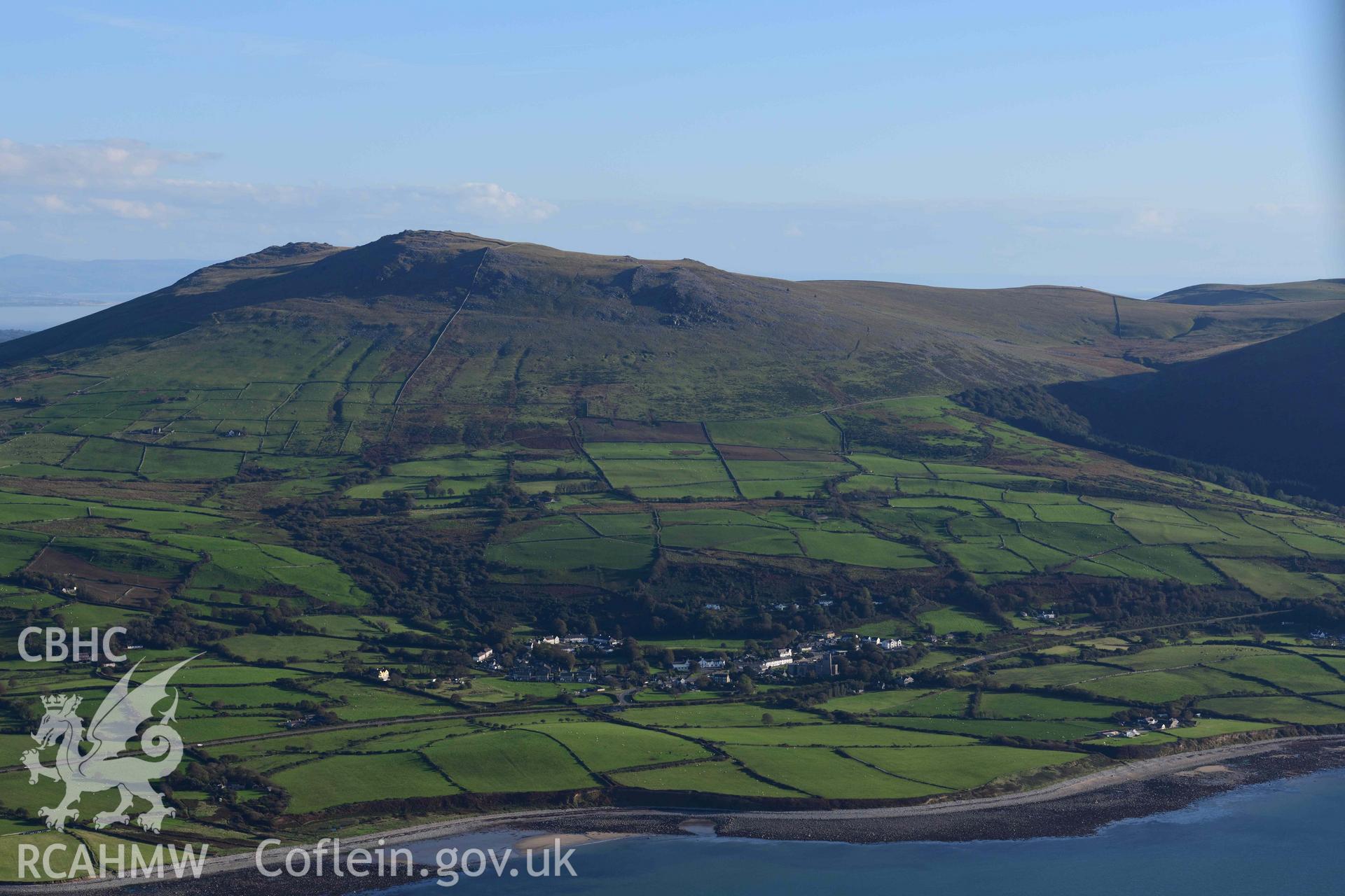 Clynnog fawr village, view from north in landscape