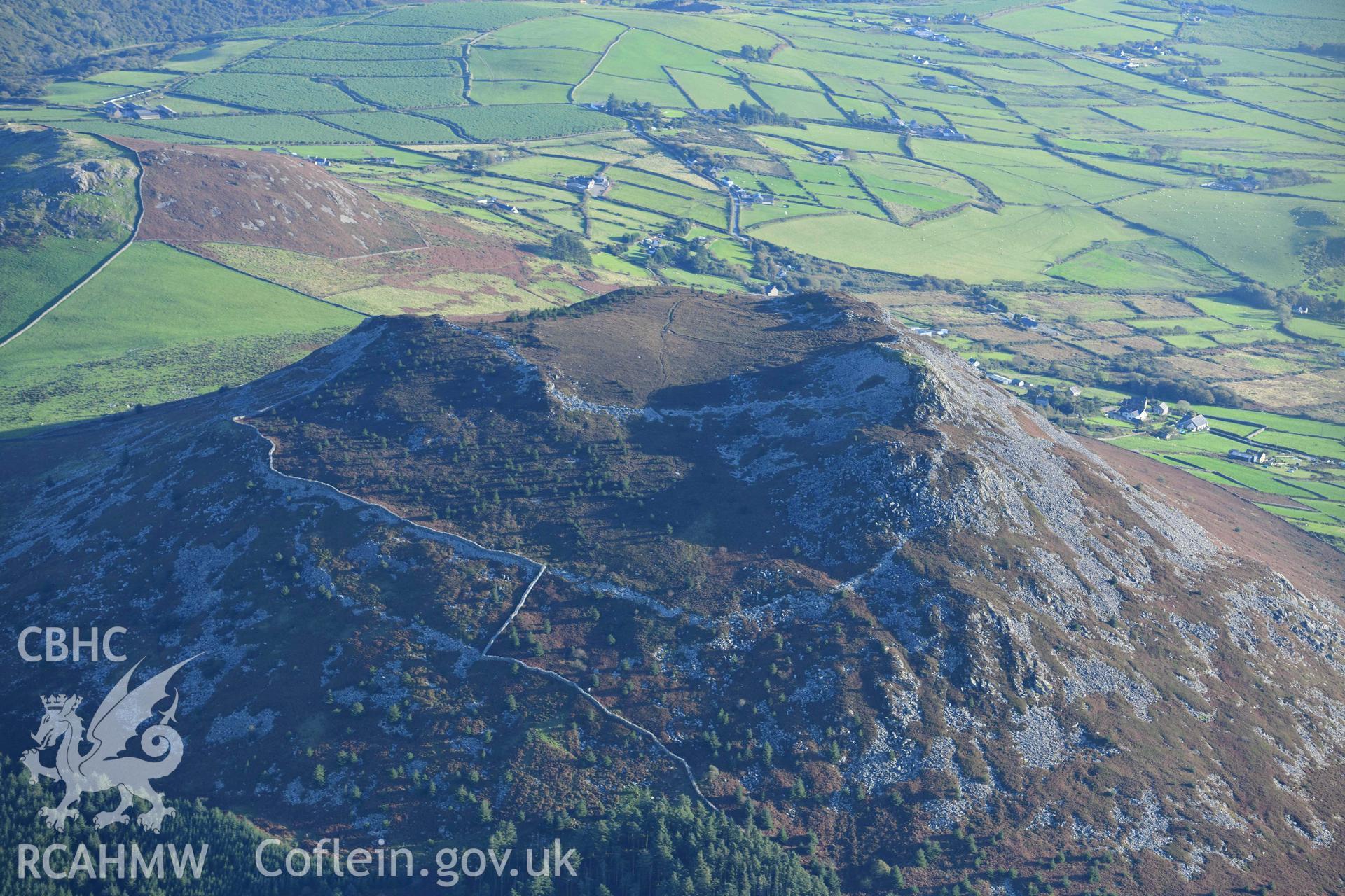 Carn Fadryn hillfort, in evening sunlight