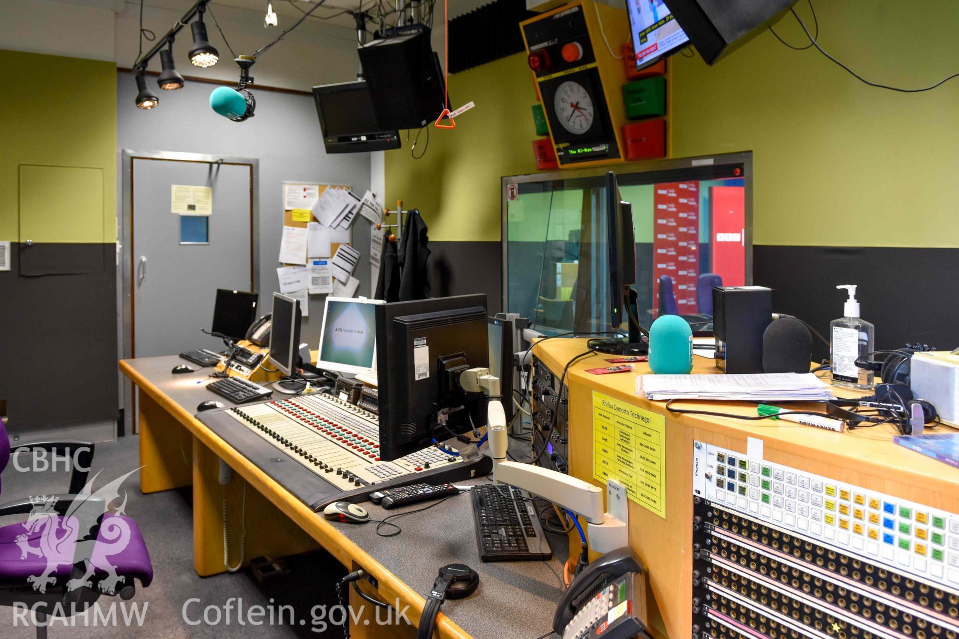 BBC Broadcasting House - Interior, C5 Radio Cubicle: View of the main control desk, taken from North-East