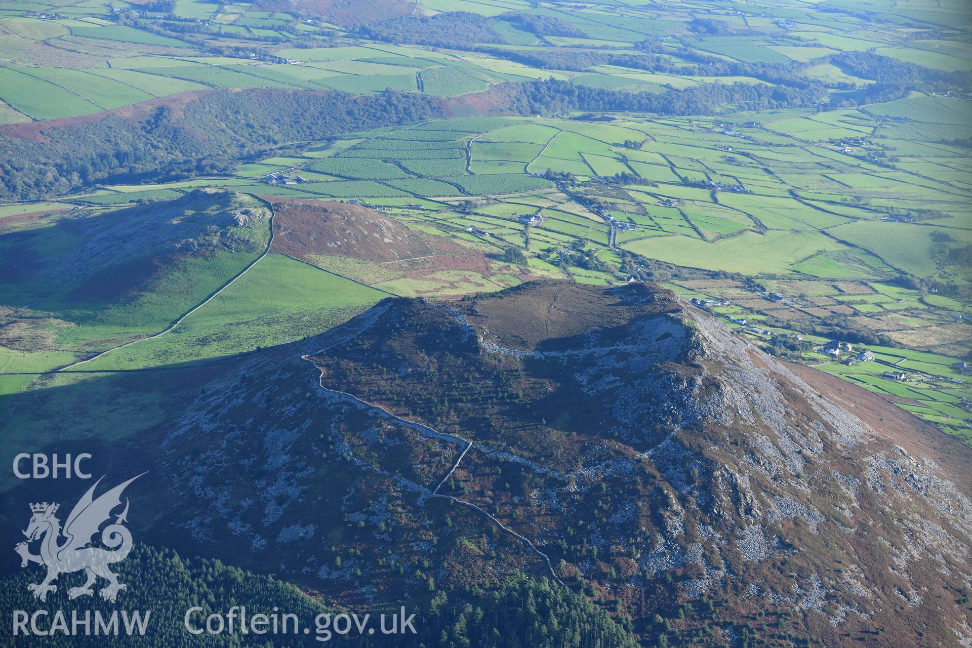 Carn Fadryn hillfort, in evening sunlight