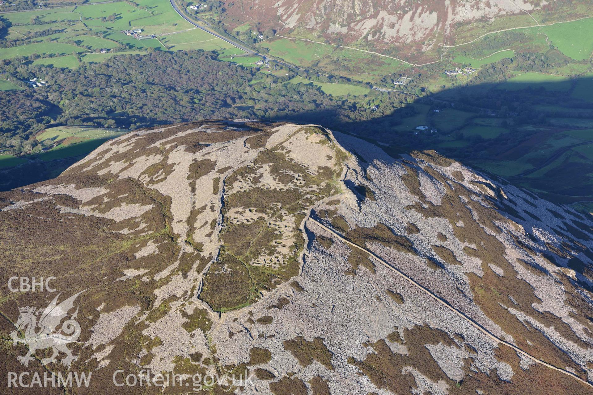 Tre'r Ceiri hillfort, in evening light