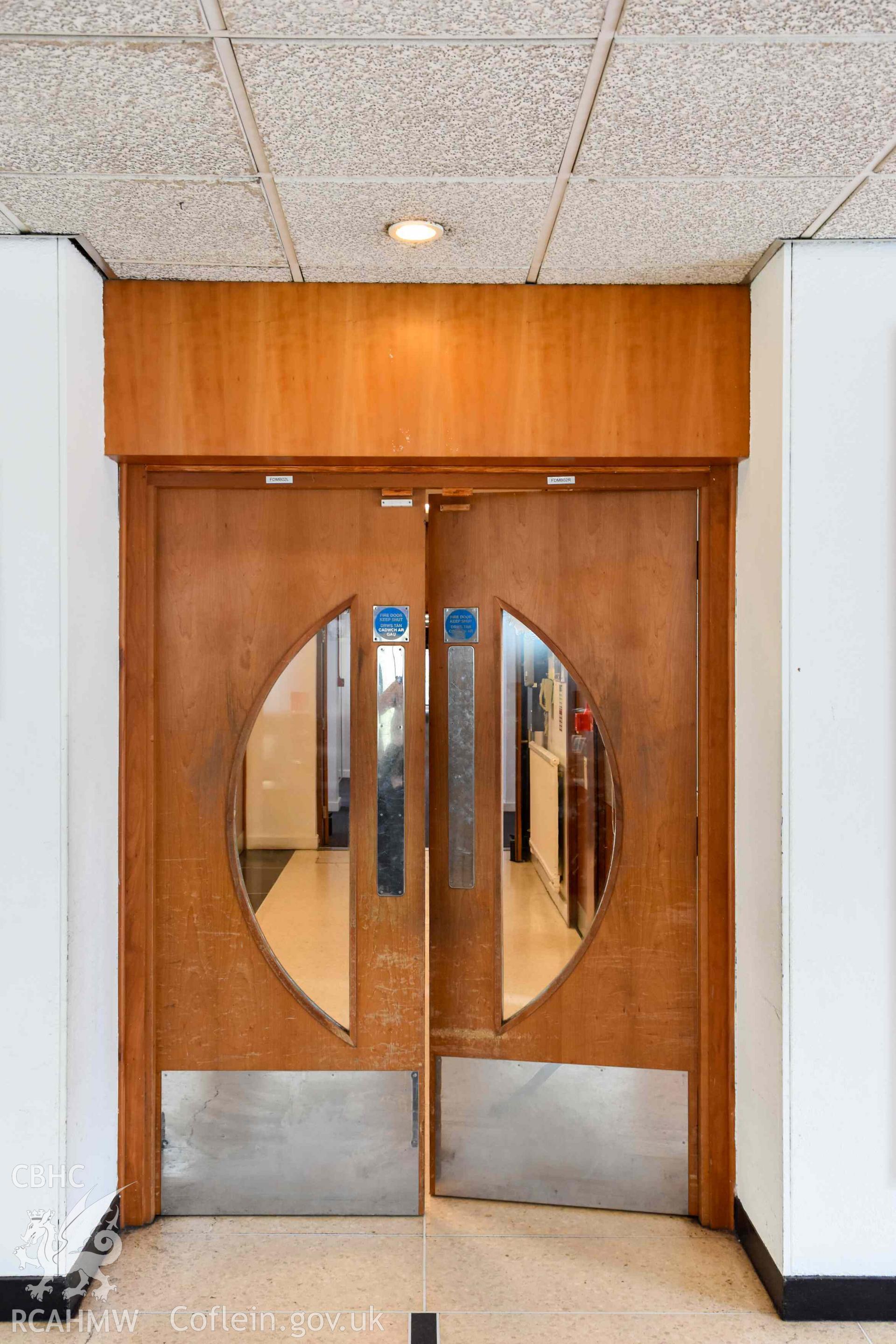 BBC Broadcasting House - Interior, Main Foyer: View of the door to the office block, taken from South