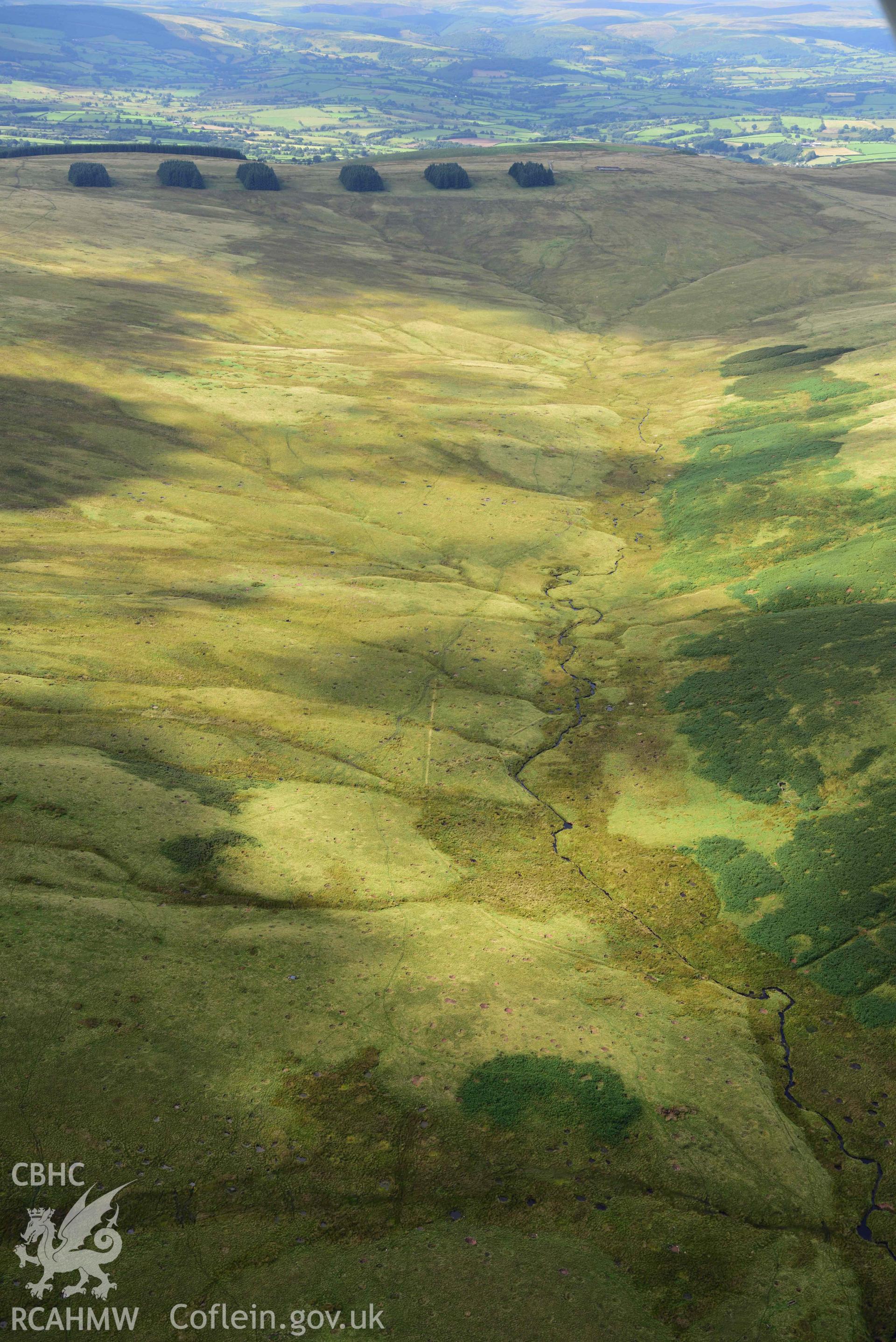 Cwm car to Cwm Tylciau farmsteads, landscape north along Ysgir Fechan valley