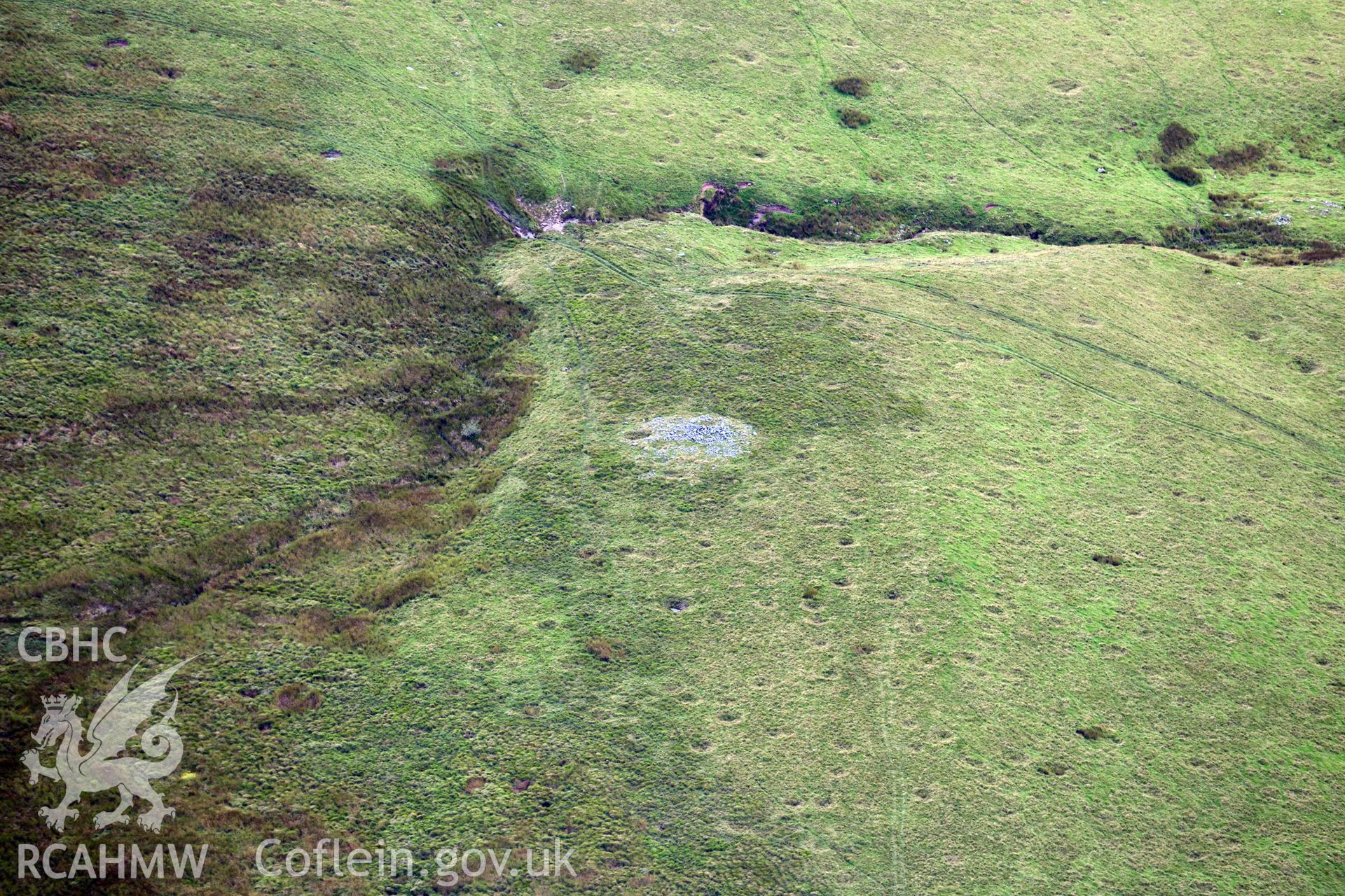 Garn Wen prehistoric cairn, view from the north-west