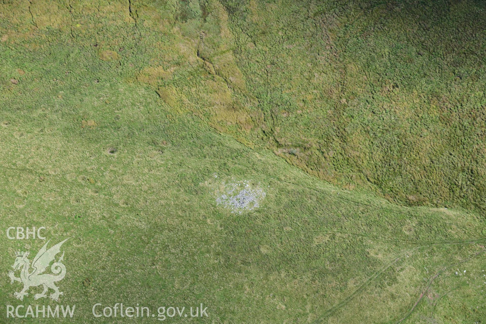 Garn Wen prehistoric cairn