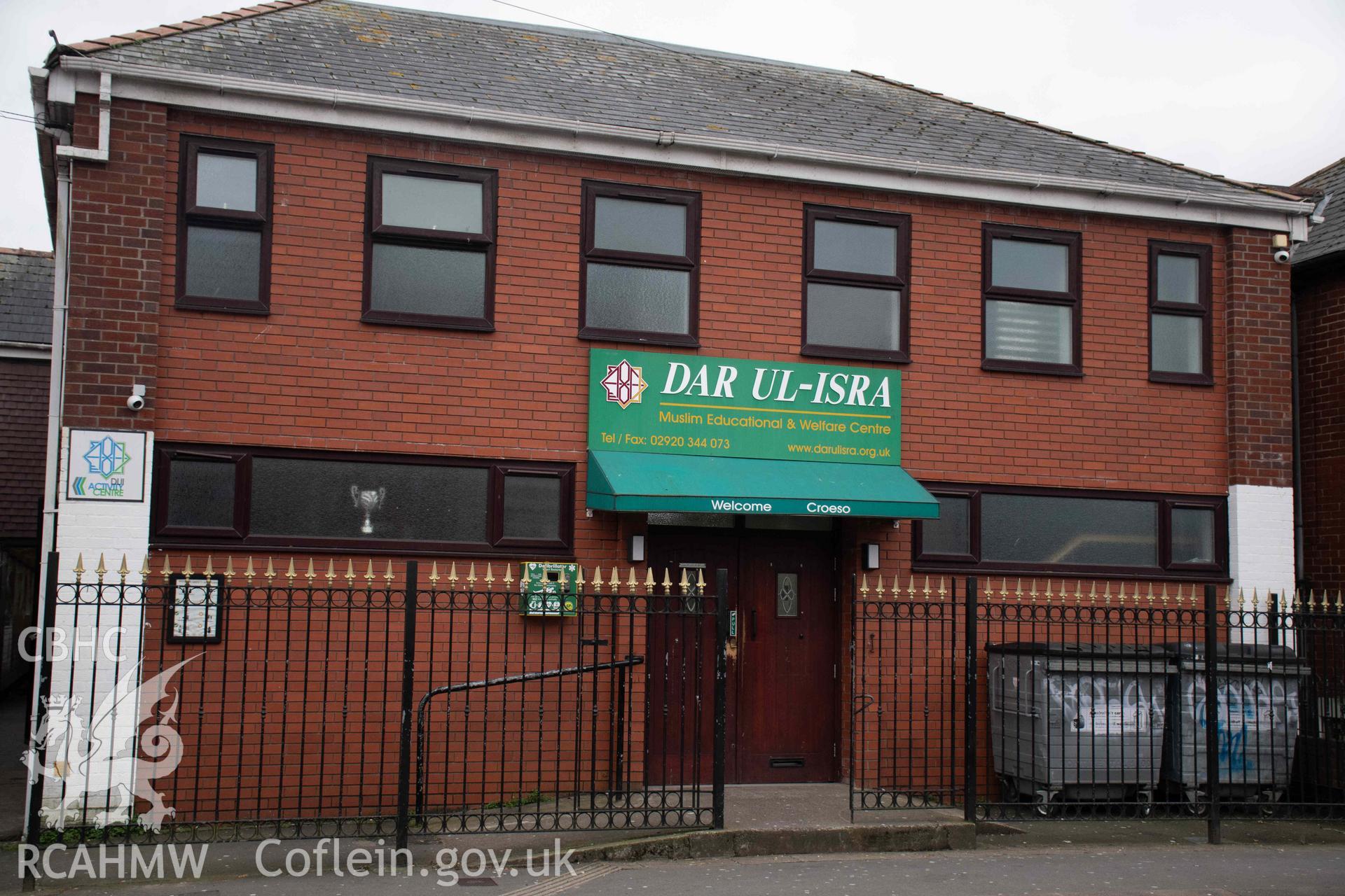 Dar ul-Isra Mosque, Cardiff: exterior
