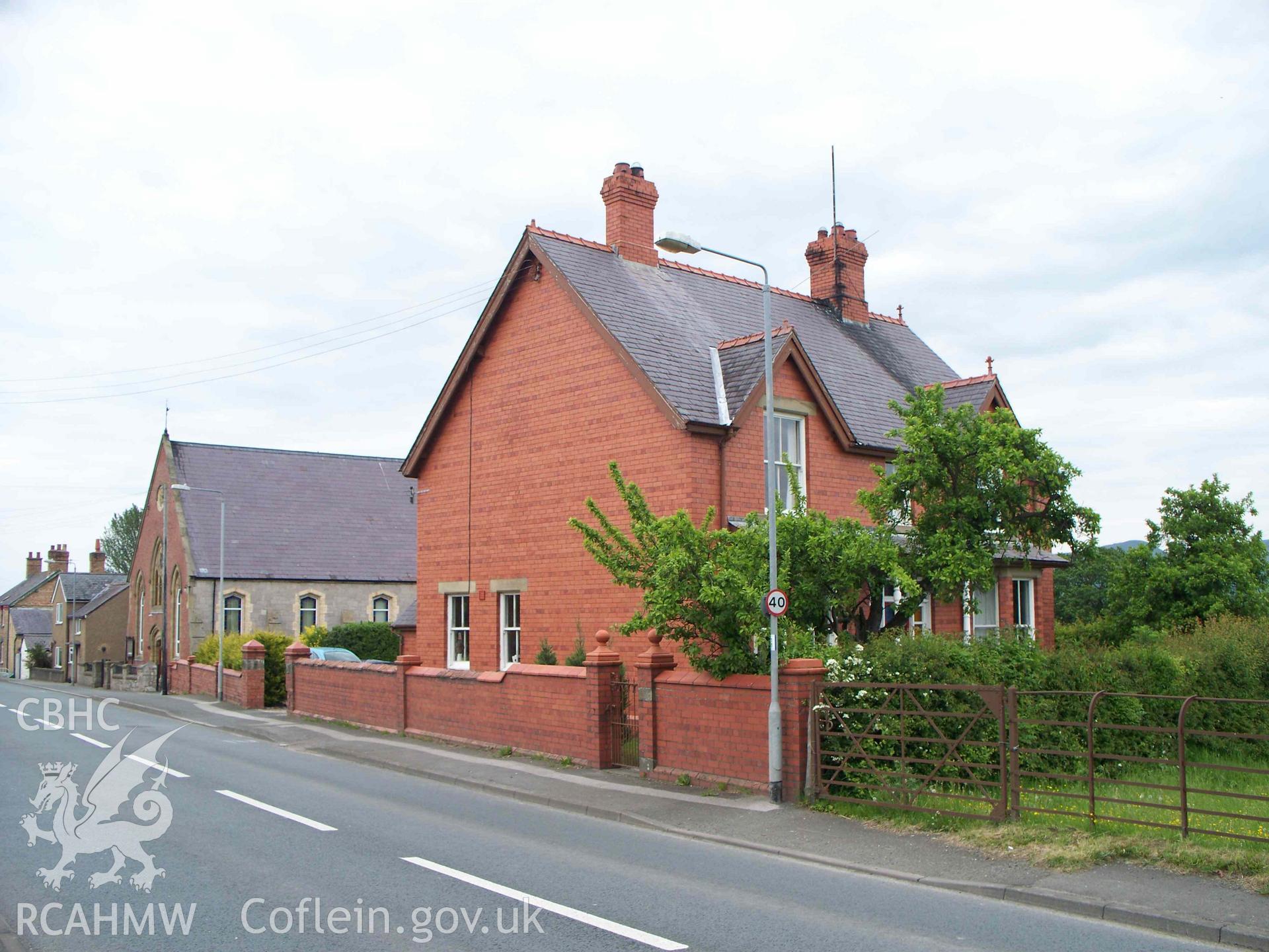 Pentre Welsh Calvinistic Methodist Chapel, Pentre, Llanrhaeadr. Neighbouring manse on north Wales model