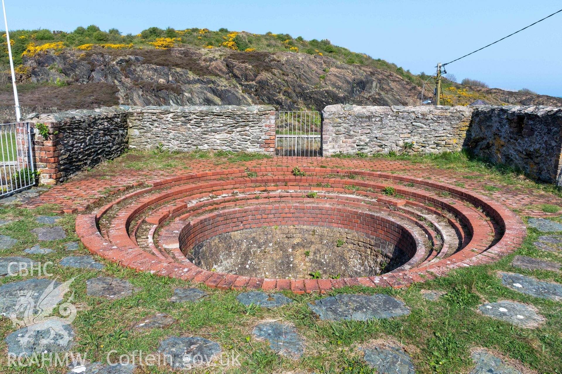 Lime Kiln , Amlwch Harbour. Crucible and parapet wall at top of kiln.