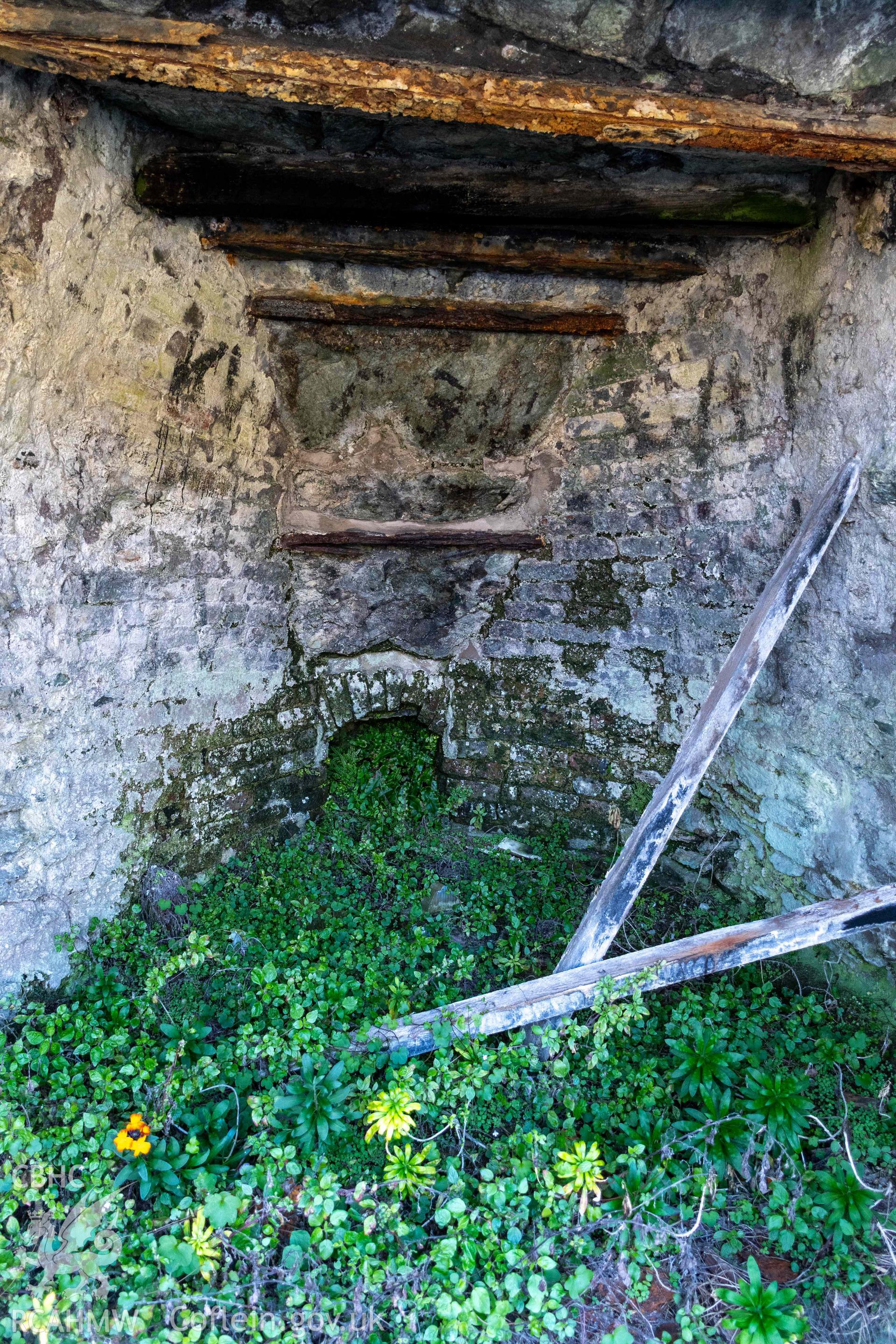 Lime Kiln , Amlwch Harbour. Kiln eye, northeast face.