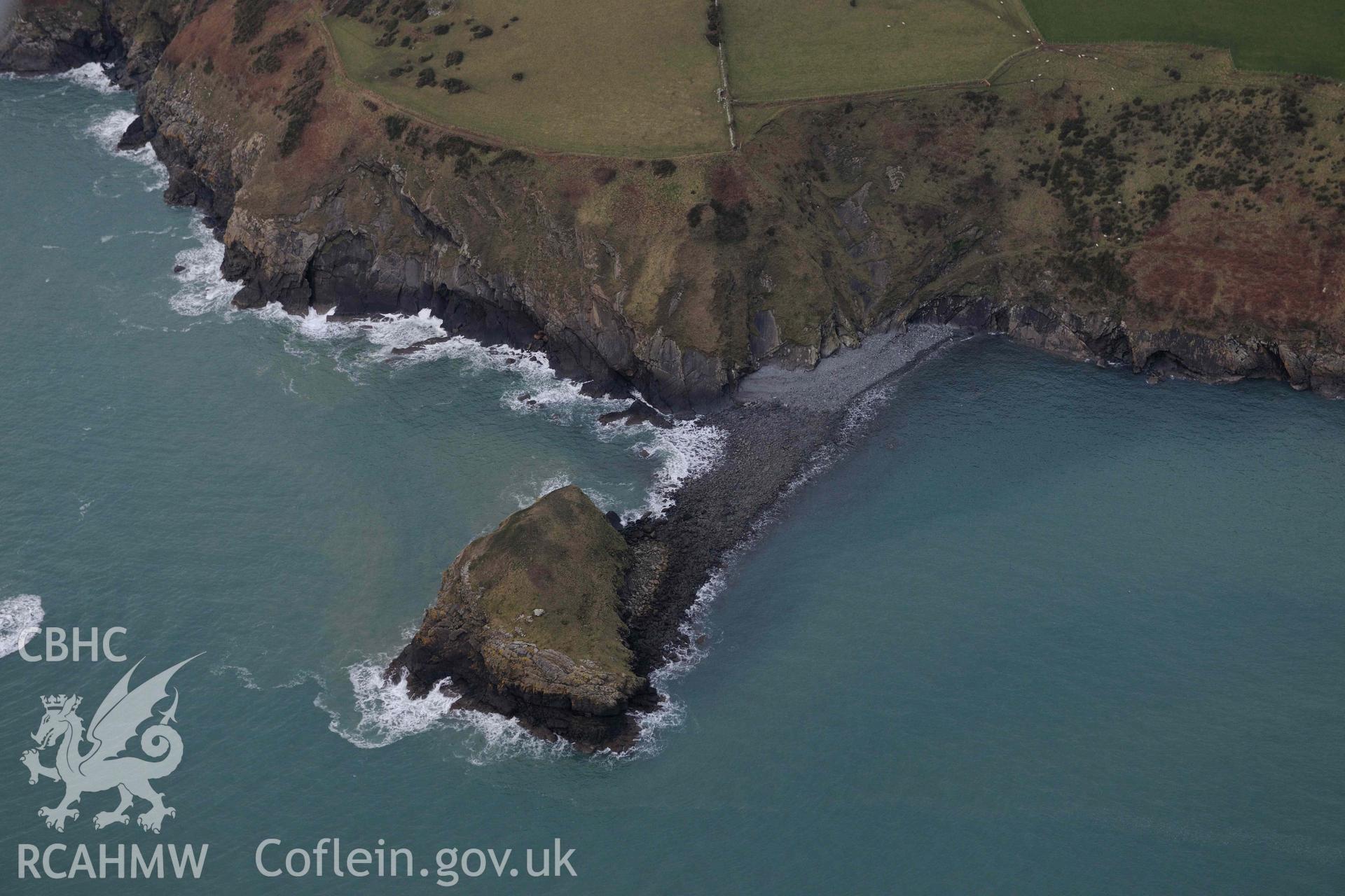Maen Gwenonwy - View of Maen Gwenonwy, taken from South-East