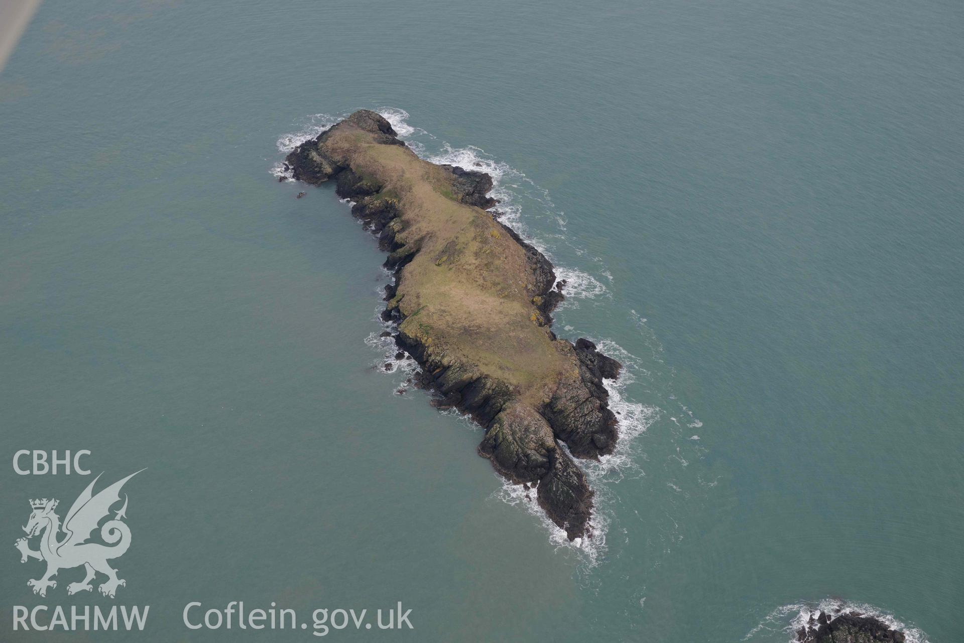 Ynys Gwylan - View of Ynys Gwylan-fawr, taken from South-West