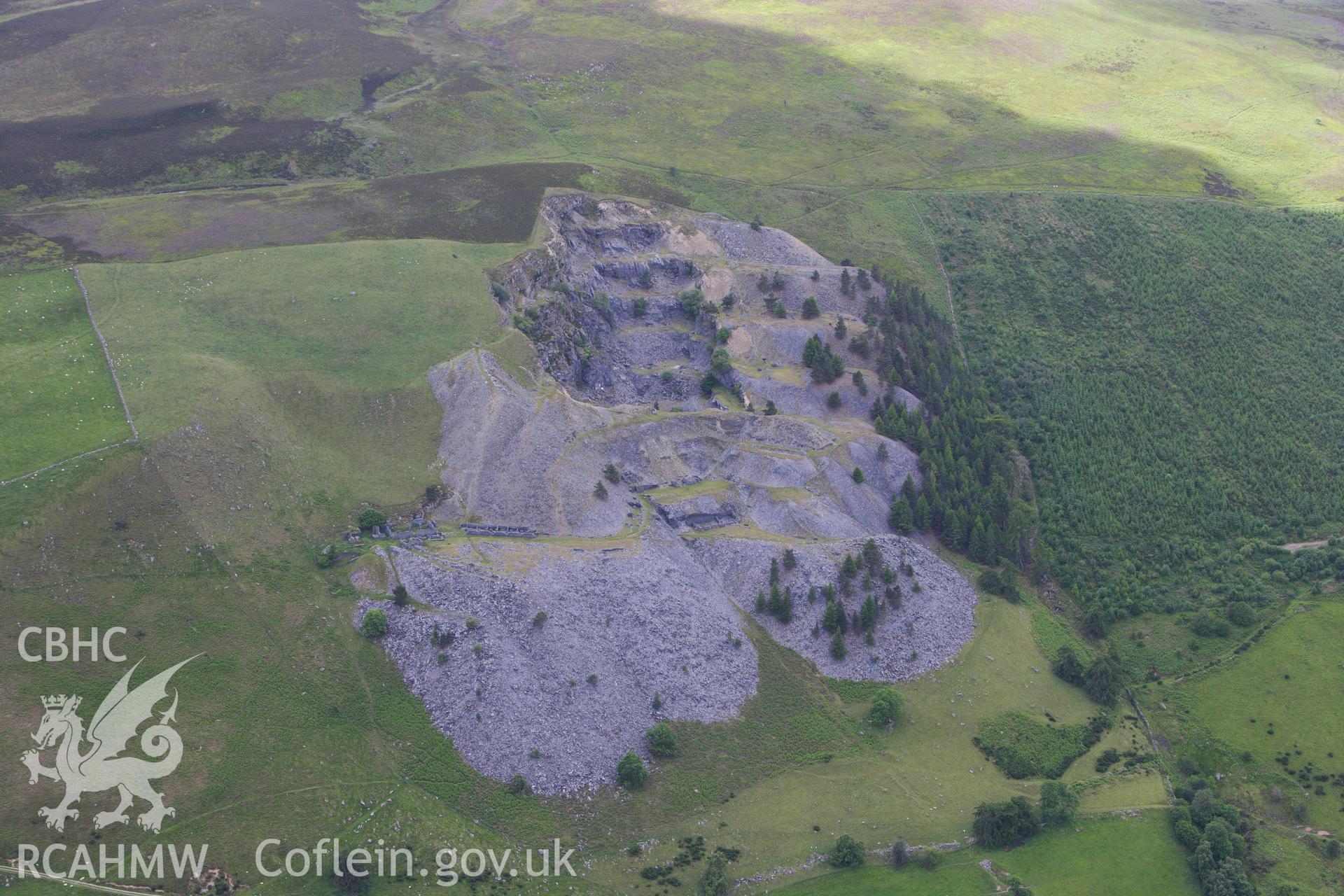 RCAHMW colour oblique photograph of Penarth Slate Quarry, Corwen. Taken by Toby Driver on 19/06/2009.