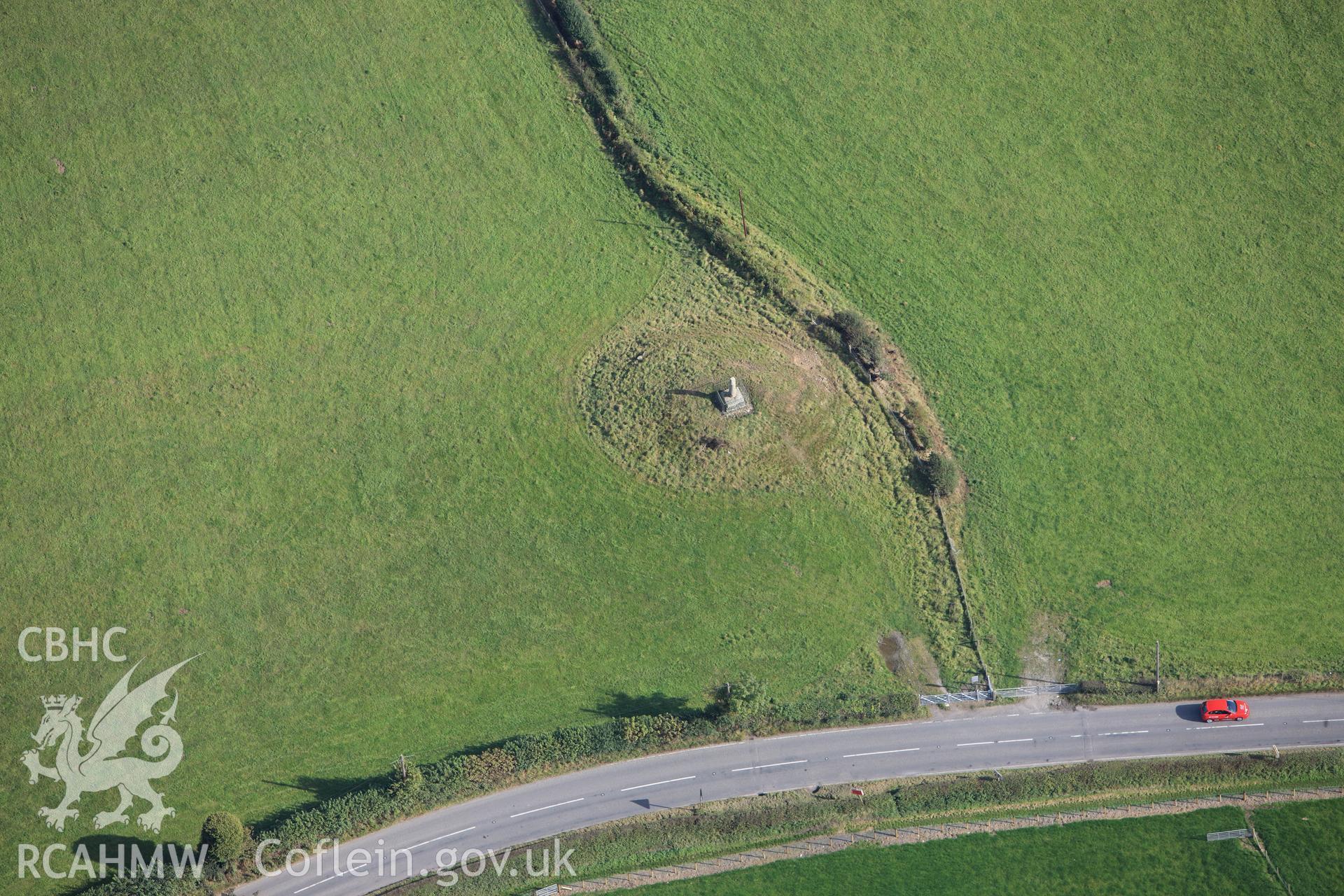RCAHMW colour oblique aerial photograph of Eliseg's Pillar, Cross and Burial Mound, near Llangollen. Taken on 13 October 2009 by Toby Driver
