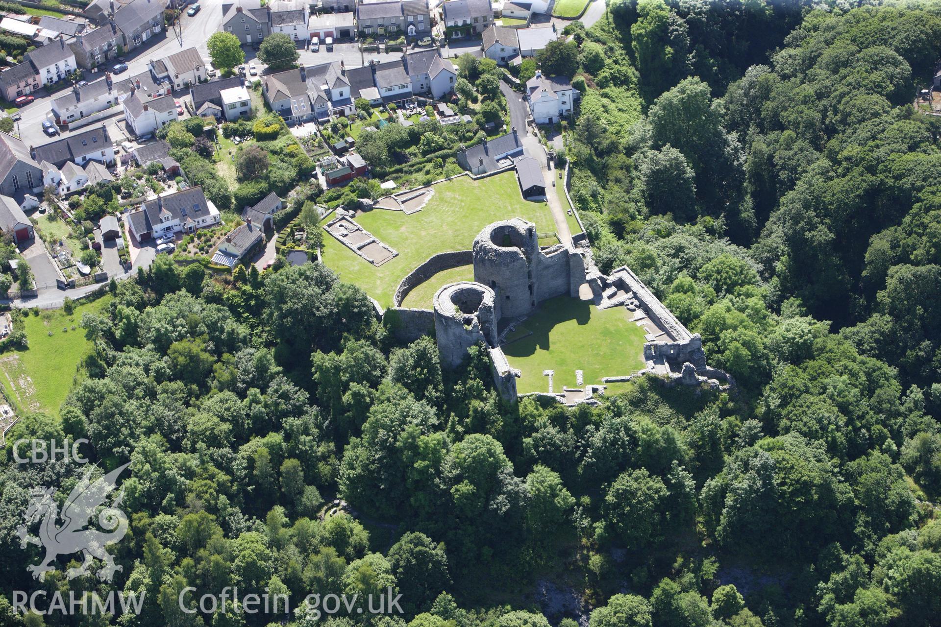 RCAHMW colour oblique aerial photograph of Cilgerran Castle. Taken on 16 June 2009 by Toby Driver