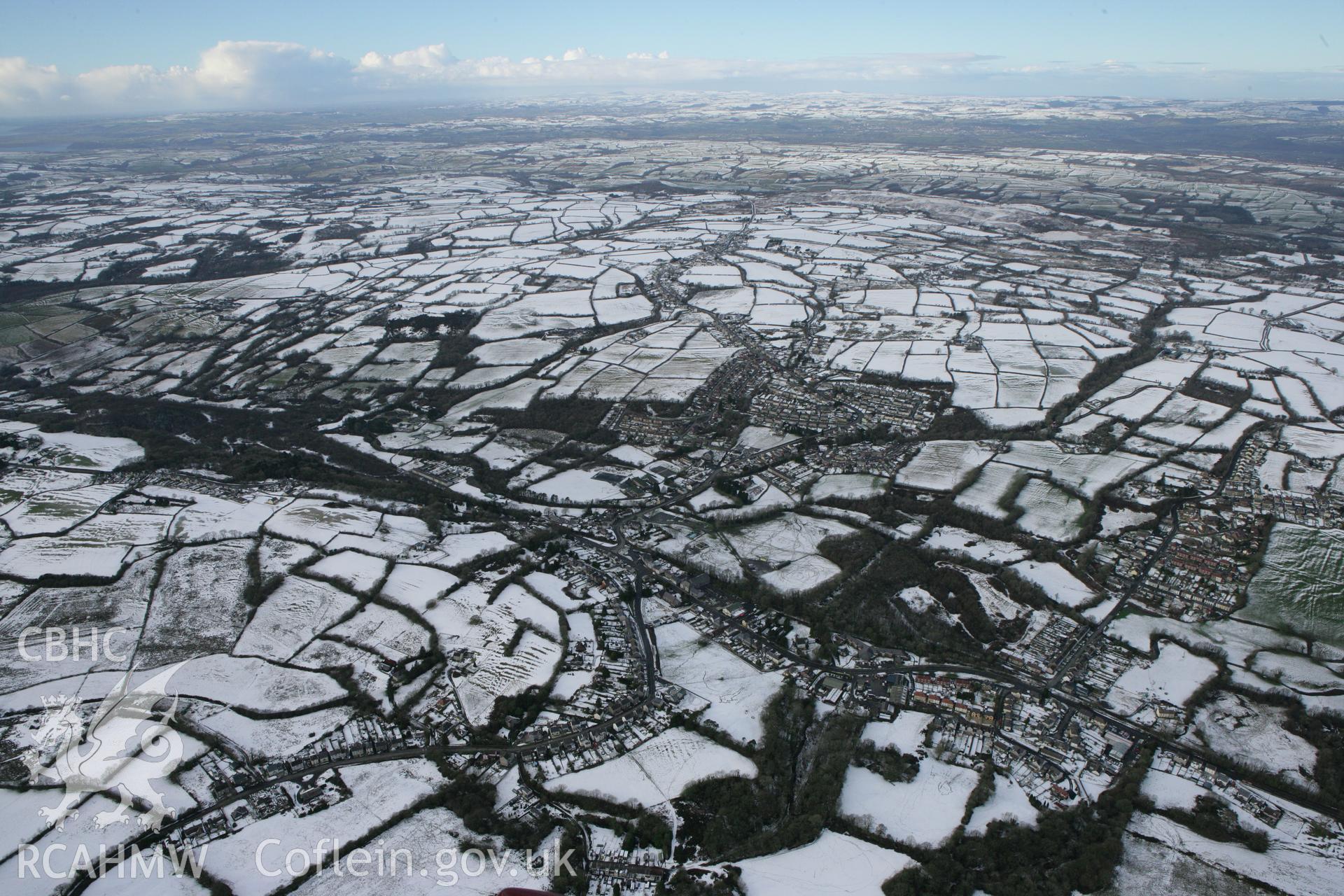 RCAHMW colour oblique photograph of Pontyberem. Taken by Toby Driver on 06/02/2009.