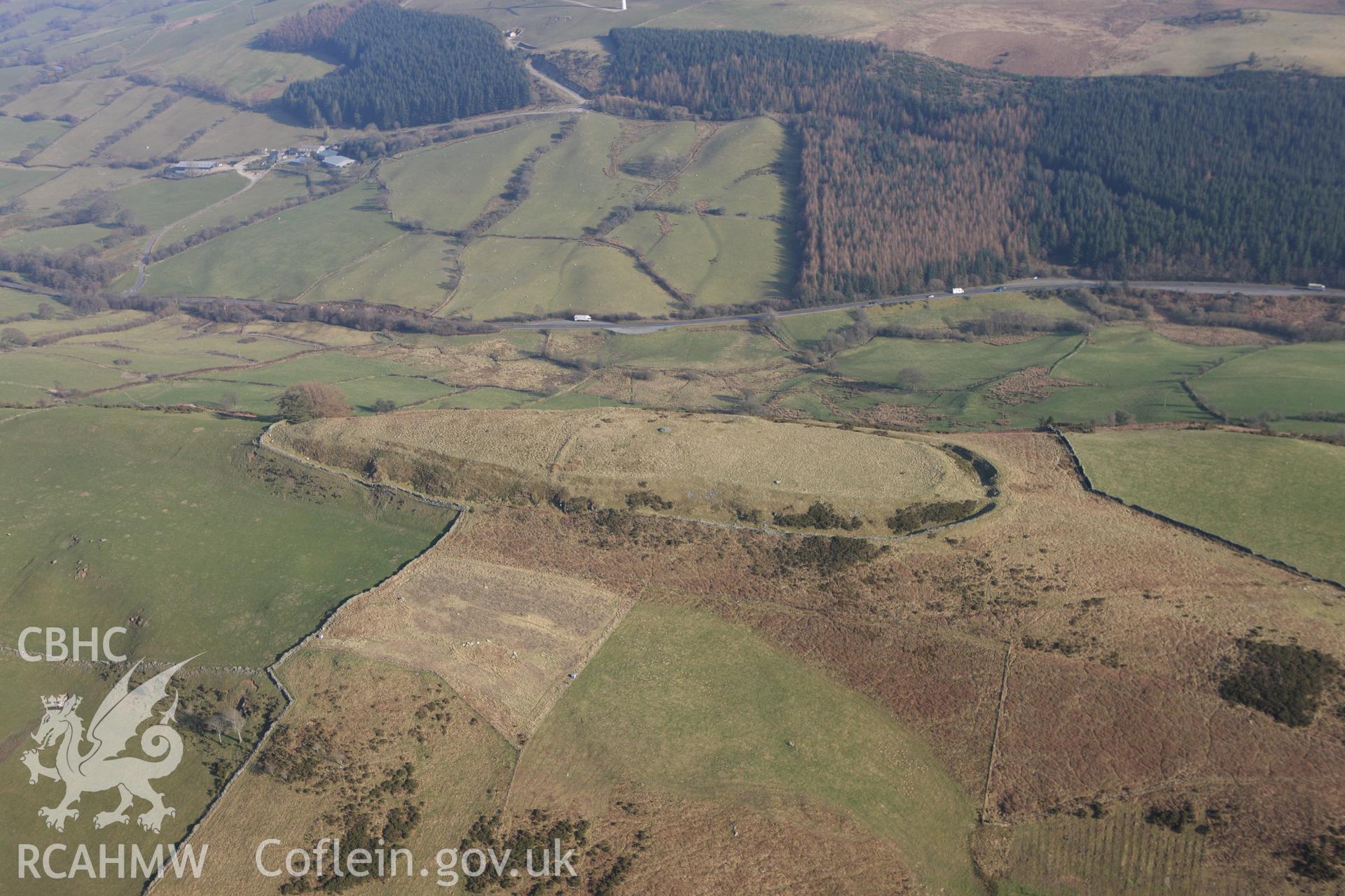 RCAHMW colour oblique photograph of Caer Euni hillfort. Taken by Toby Driver on 18/03/2009.