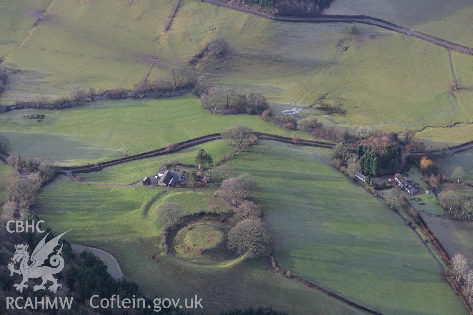 RCAHMW colour oblique photograph of Sycarth castle. Taken by Toby Driver on 21/01/2009.