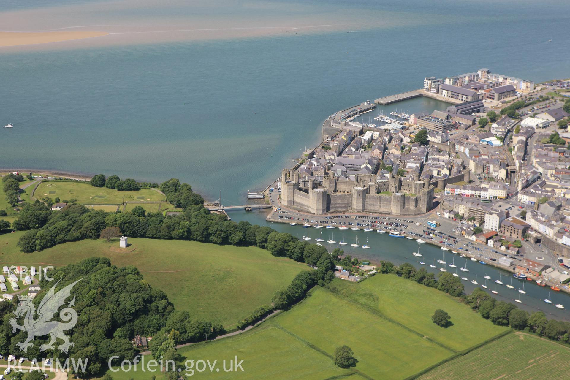 RCAHMW colour oblique aerial photograph of Caernarfon. Taken on 16 June 2009 by Toby Driver