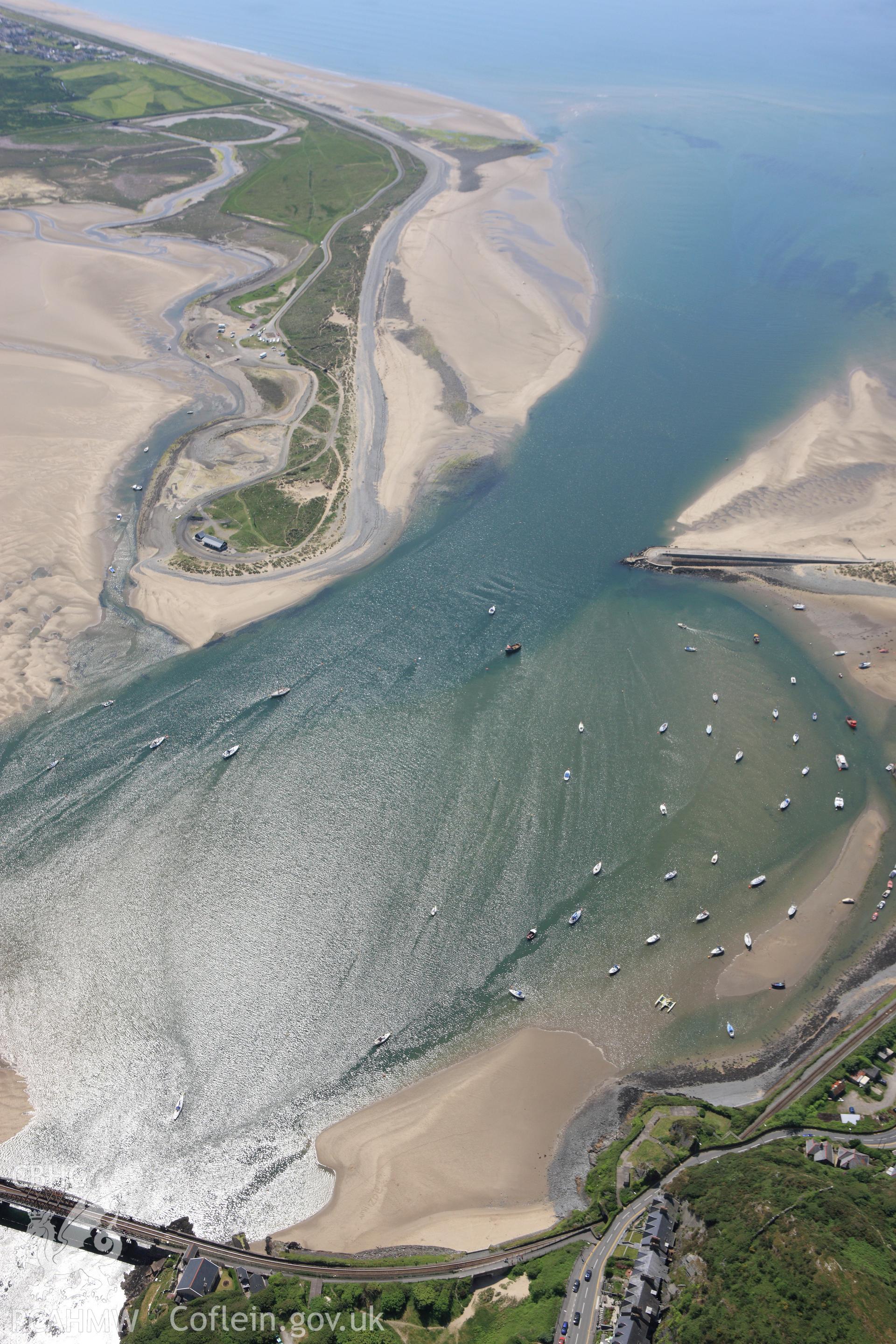 RCAHMW colour oblique aerial photograph of Ynys y Brawd Beacon in Barmouth. Taken on 02 June 2009 by Toby Driver