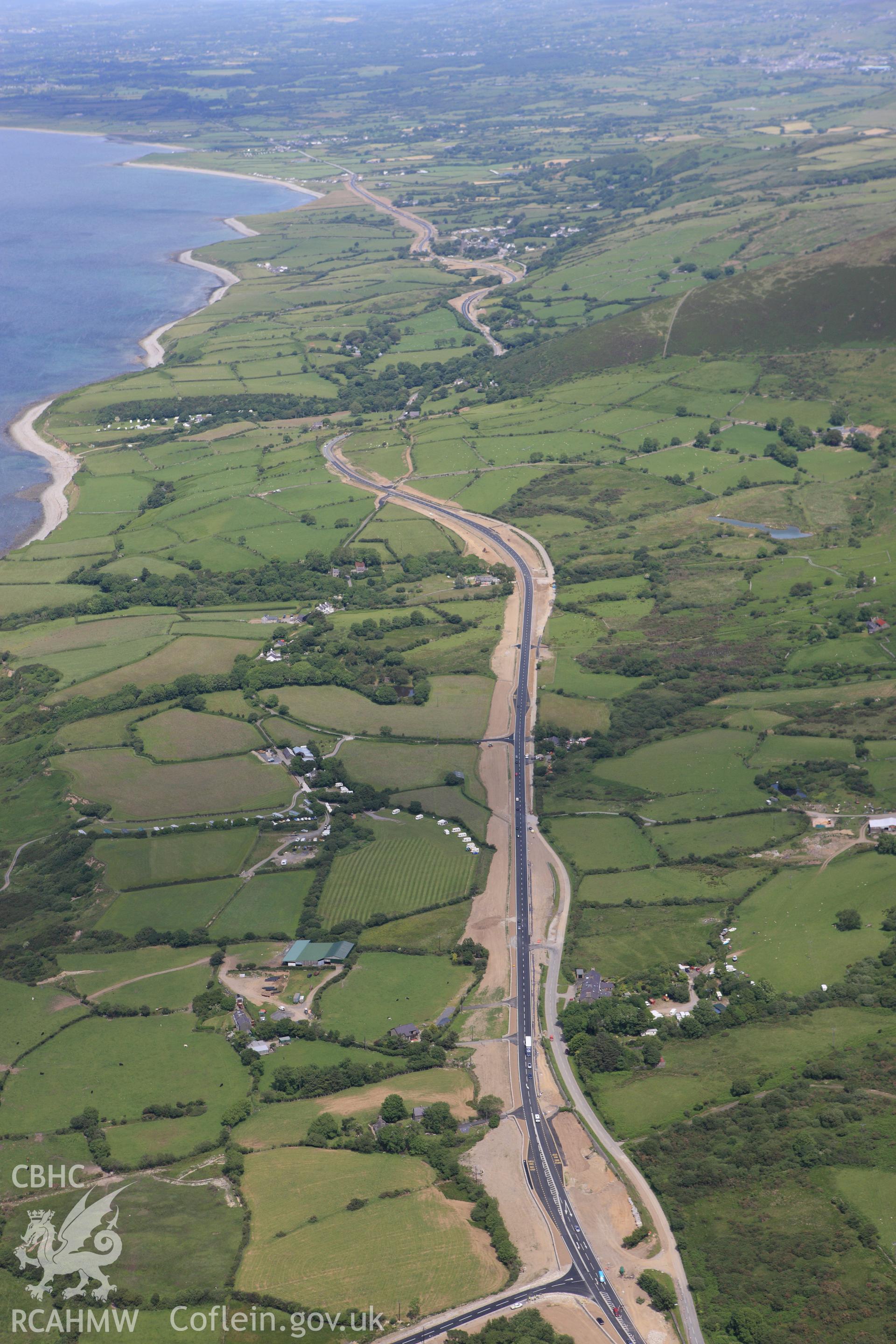 RCAHMW colour oblique aerial photograph of Cefn Burddau. Taken on 16 June 2009 by Toby Driver