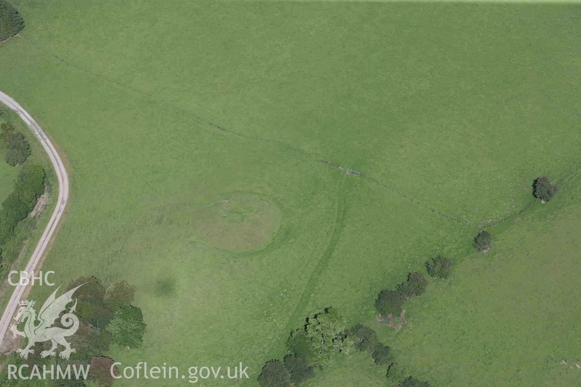 RCAHMW colour oblique aerial photograph of Tomen-y-Cefnlloer. Taken on 30 July 2009 by Toby Driver