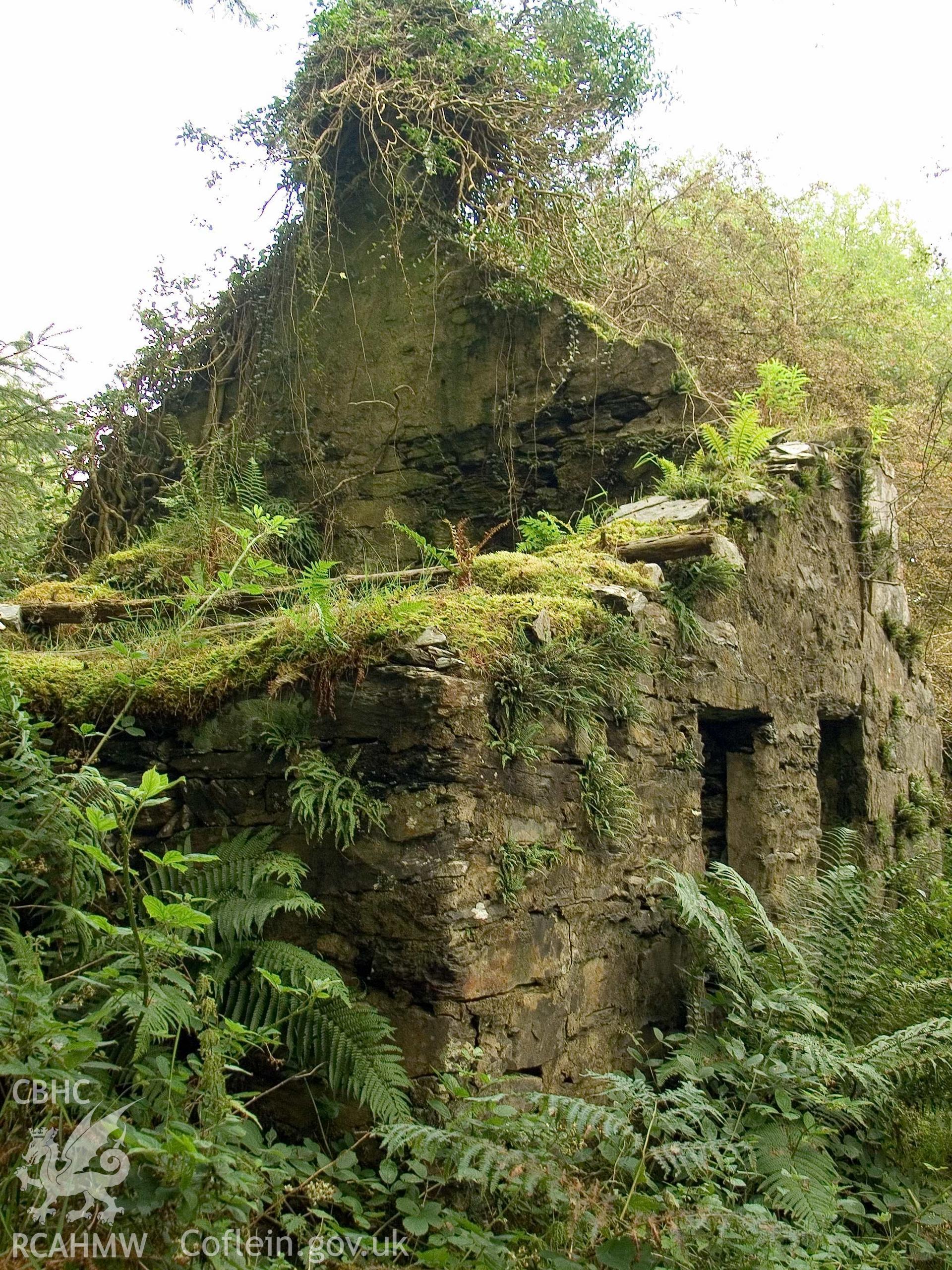 Mill at Penrhiw Hone Quarry taken by David Howarth undated