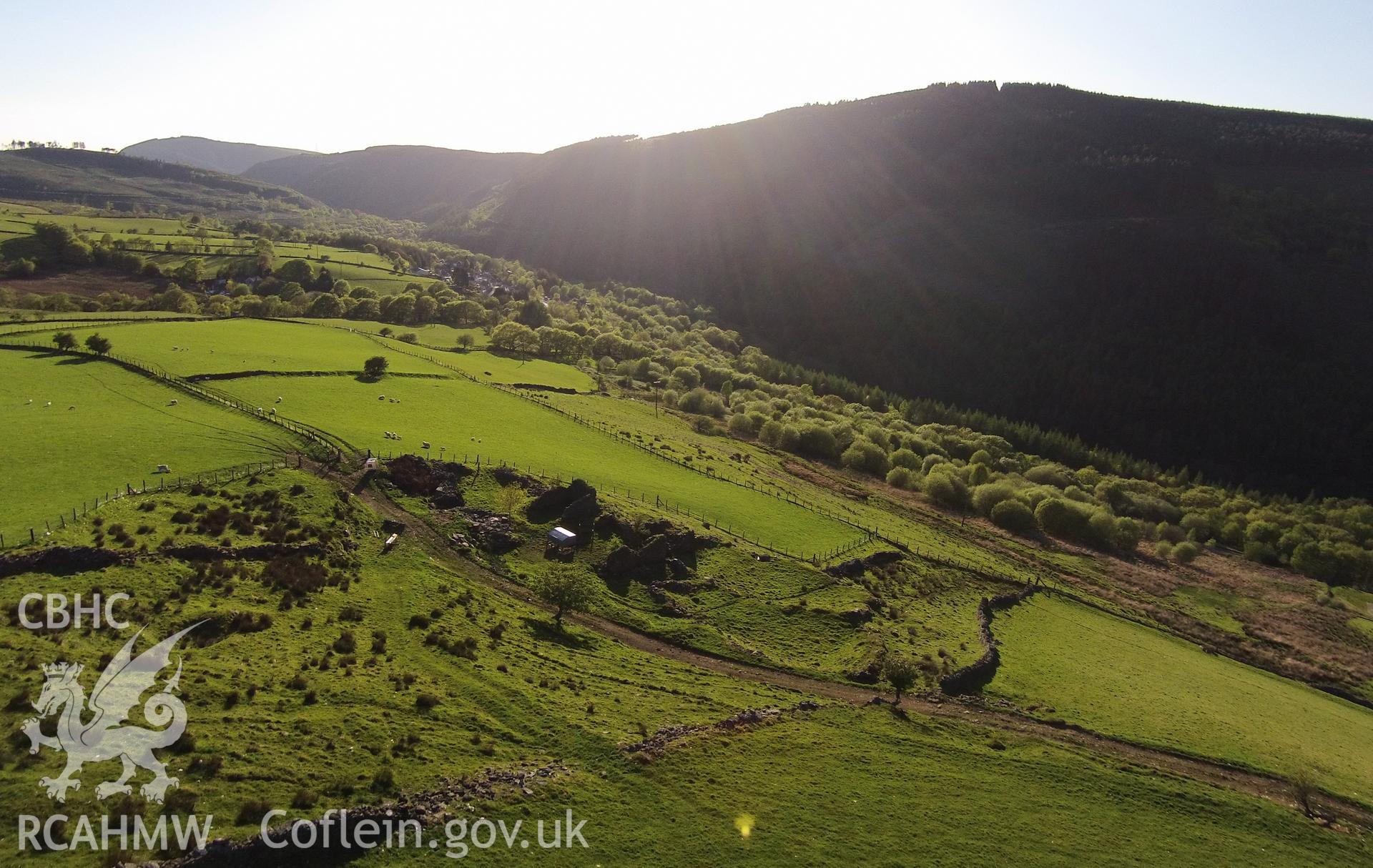 Digital aerial photograph showing Castell Cadarn.