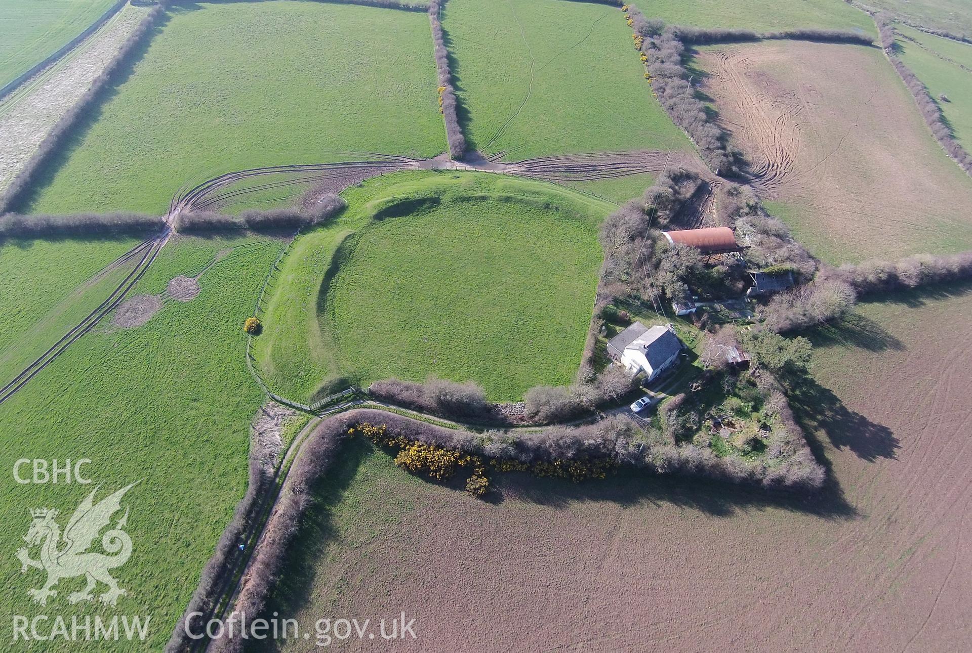 Digital aerial photograph showing Castell Bryn Gwyn.